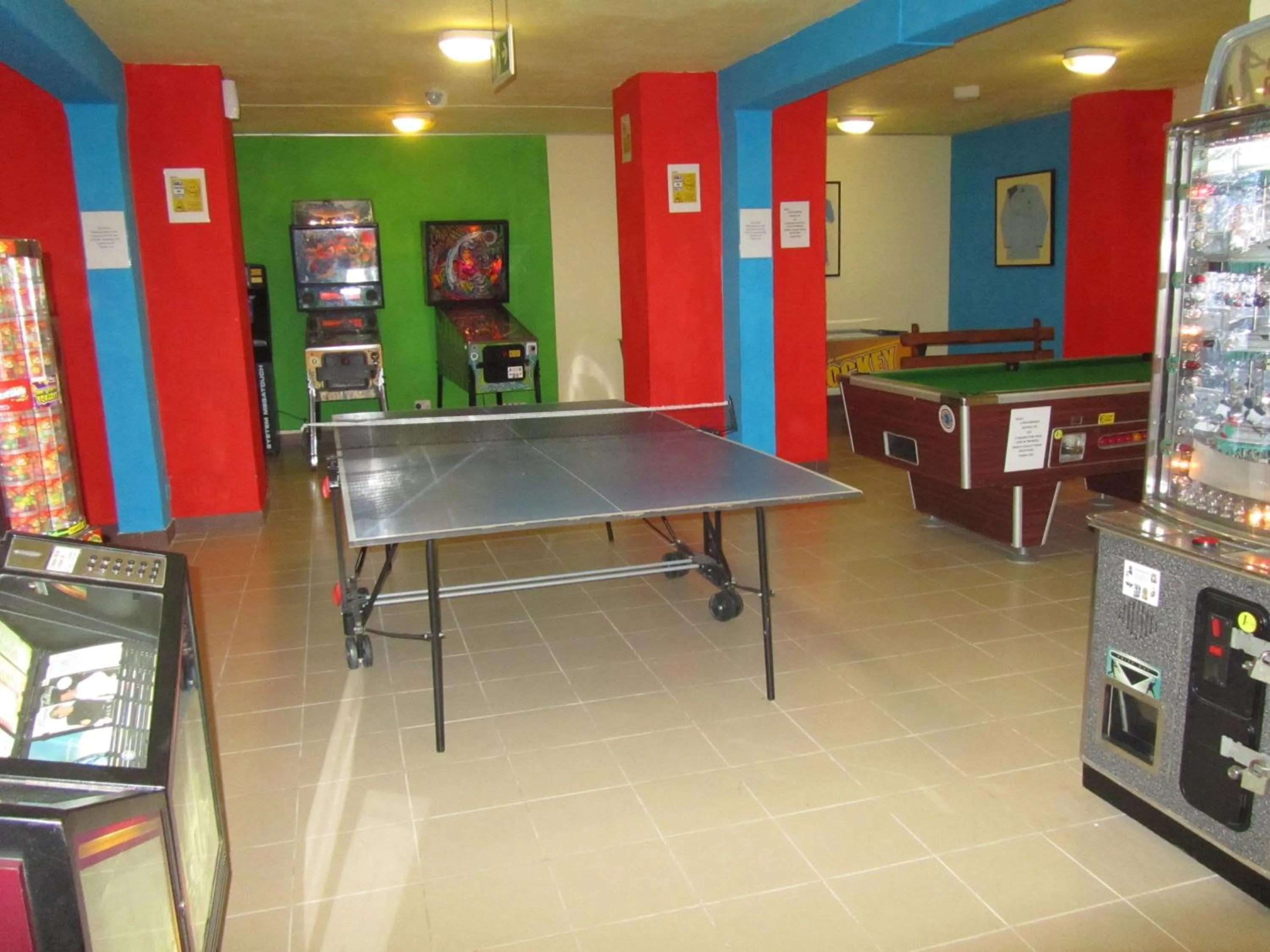 Game Room in Topaz Hotel