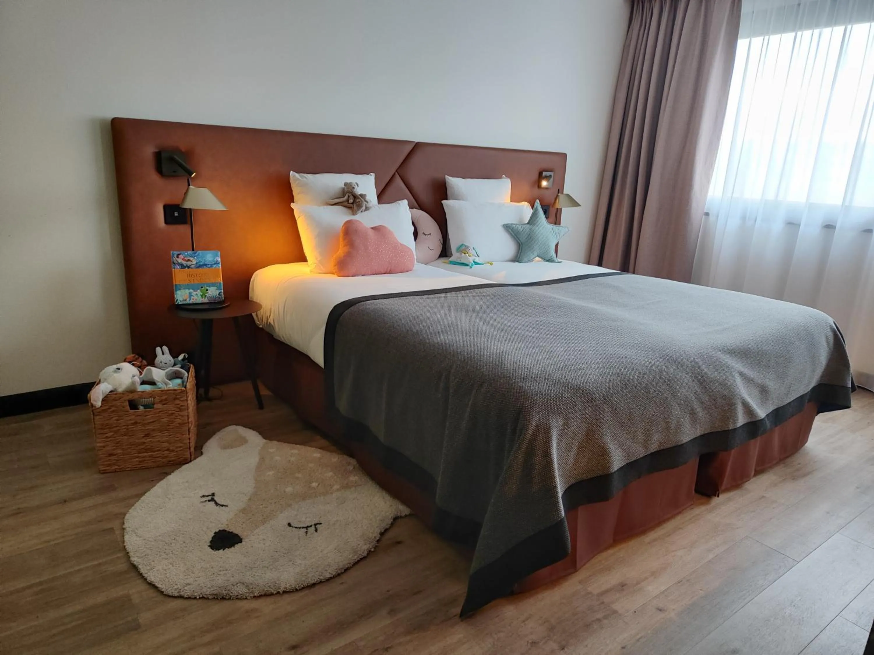 Bed in Appart'City Collection Genève Aéroport - Ferney Voltaire