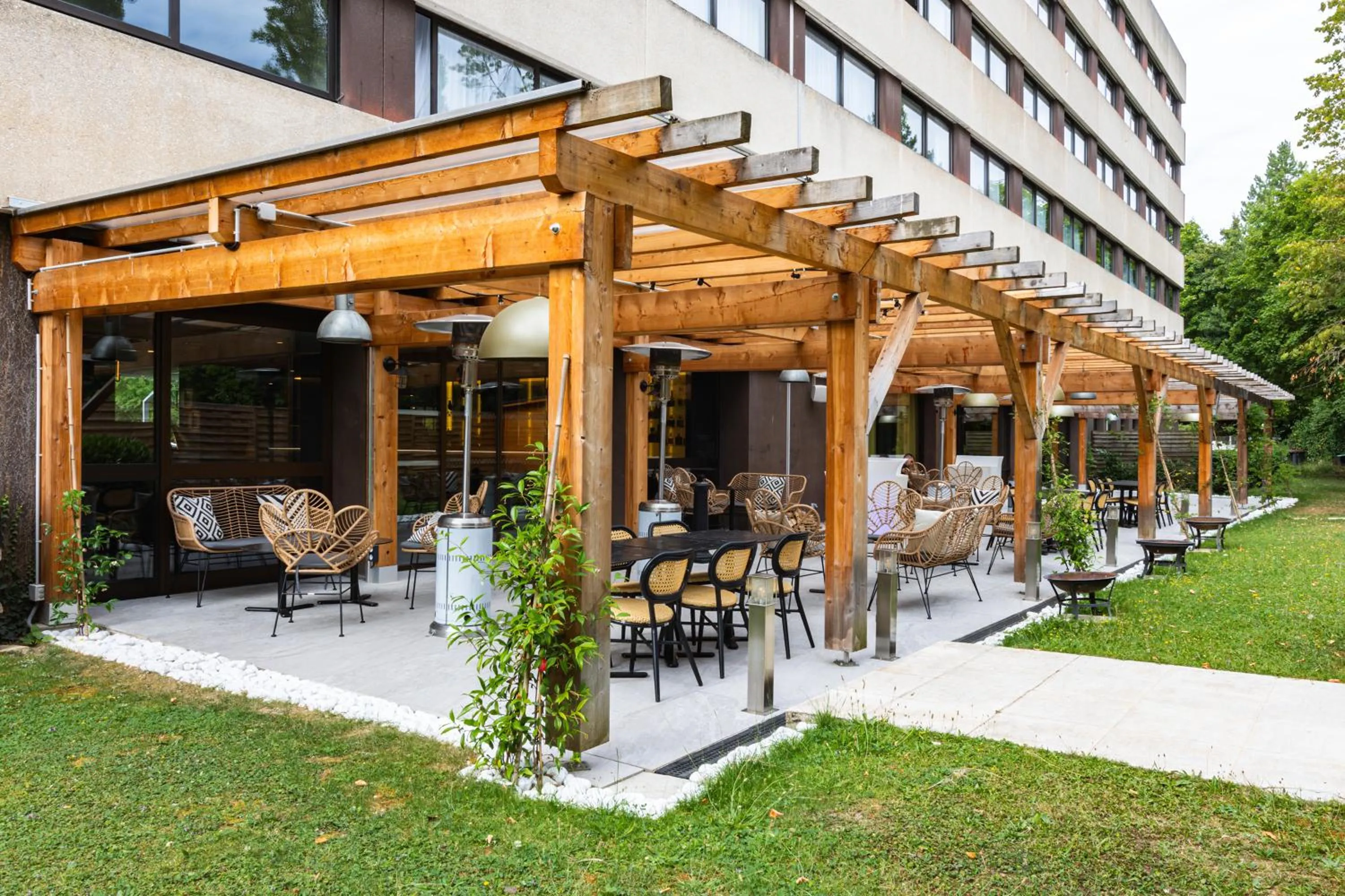 Patio in Appart'City Collection Genève Aéroport - Ferney Voltaire