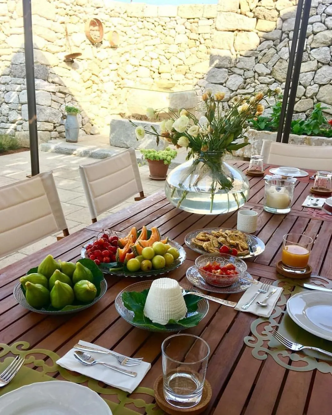 Food and drinks in Don Agostino Relais Masseria