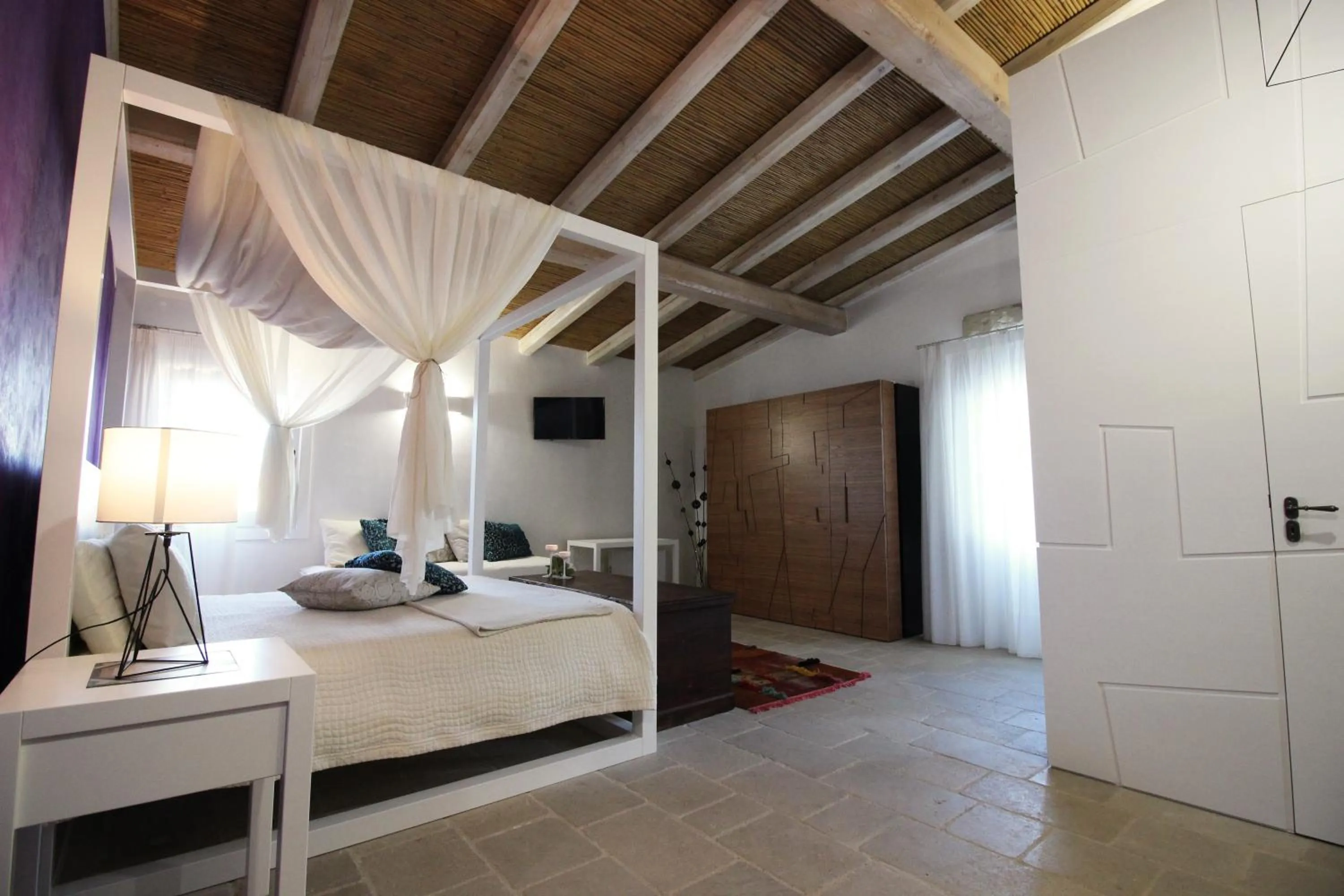 Bed in Don Agostino Relais Masseria