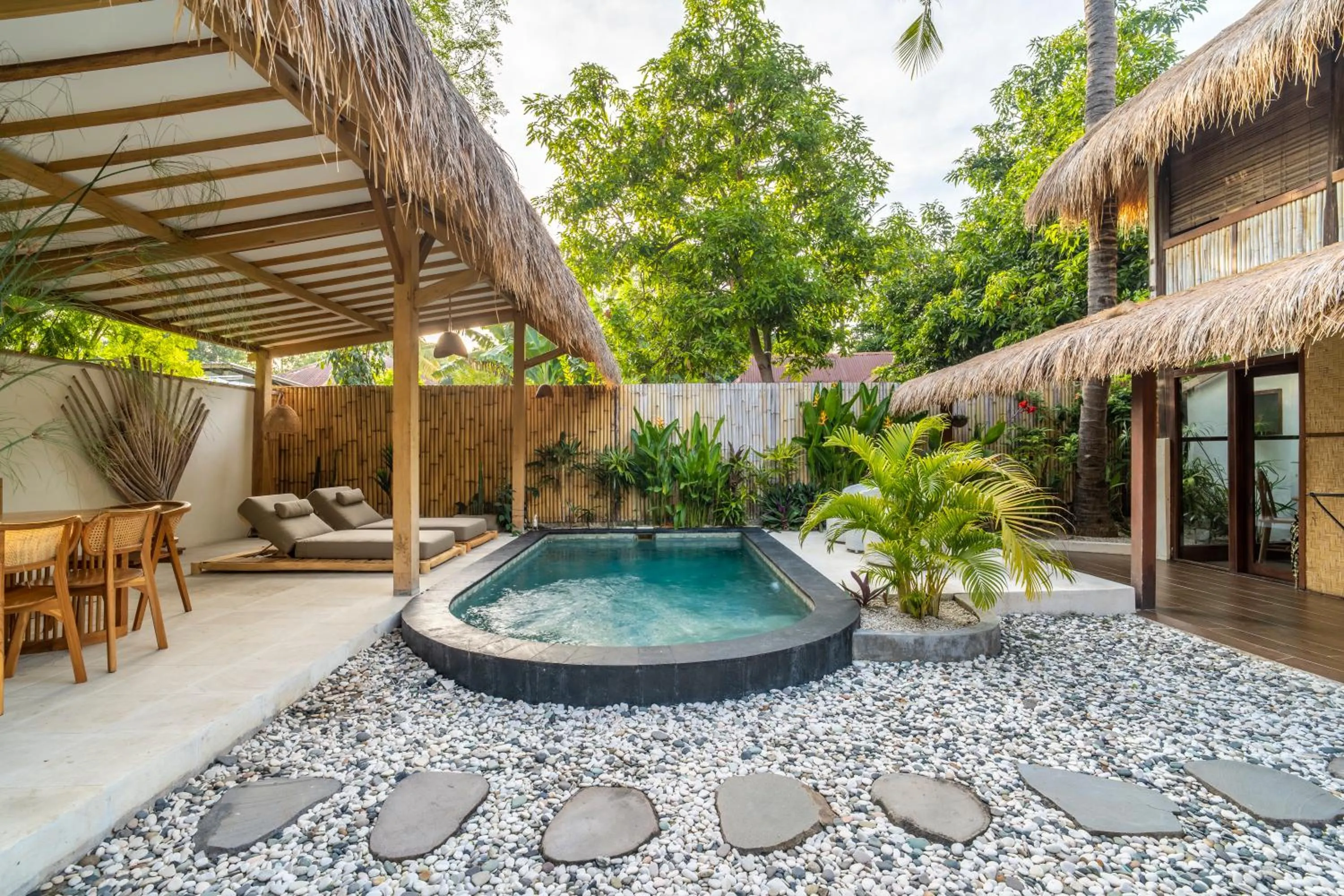 Property building in Villa Maiya