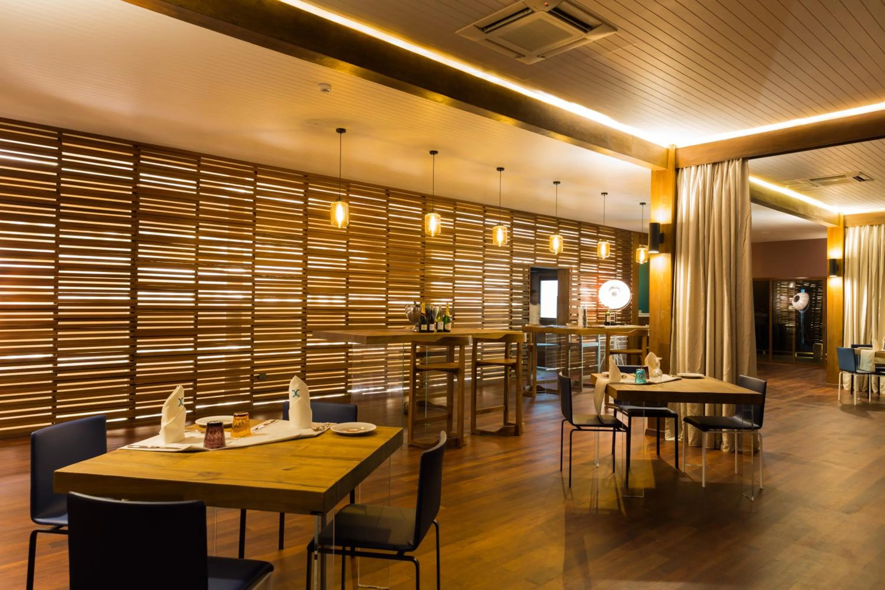 Restaurant/places to eat in Cocoon Maldives - All Inclusive