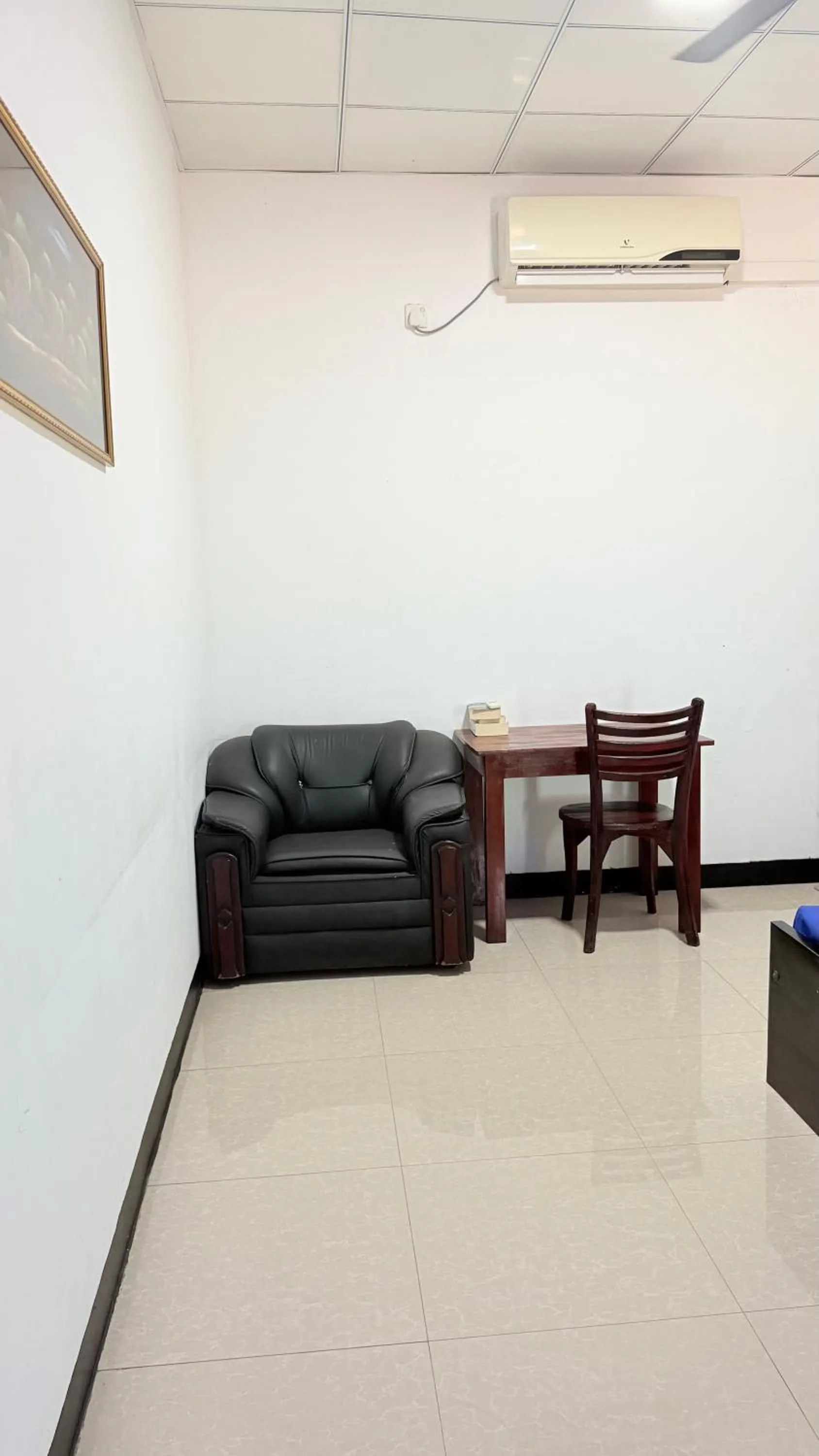 Triple Room with Garden View in Hotel Angel Inn Beach