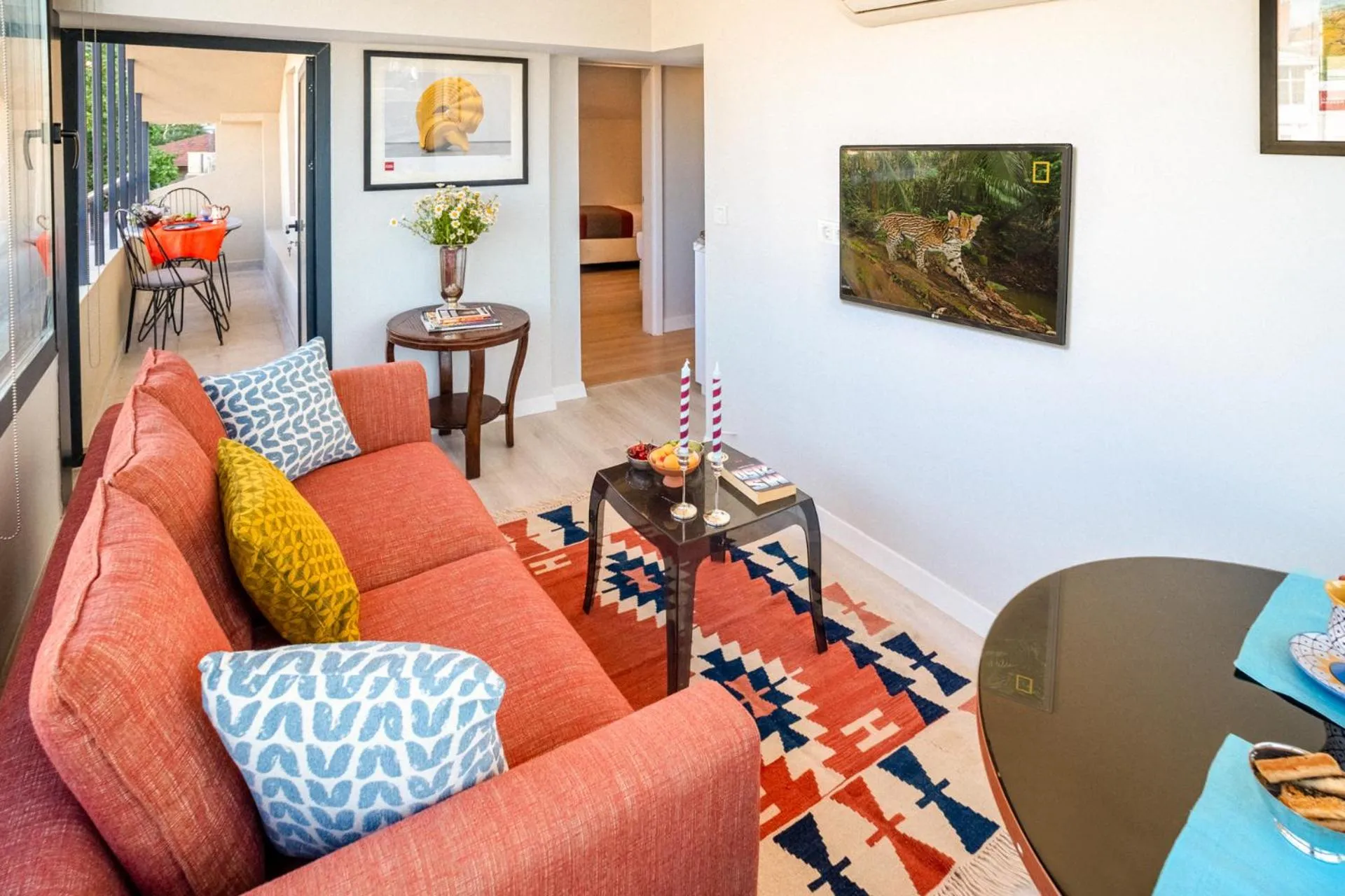 Communal lounge/ TV room in Cheya Sisli BNB Medical & Business City Center Tesvikiye Suites and Apartments