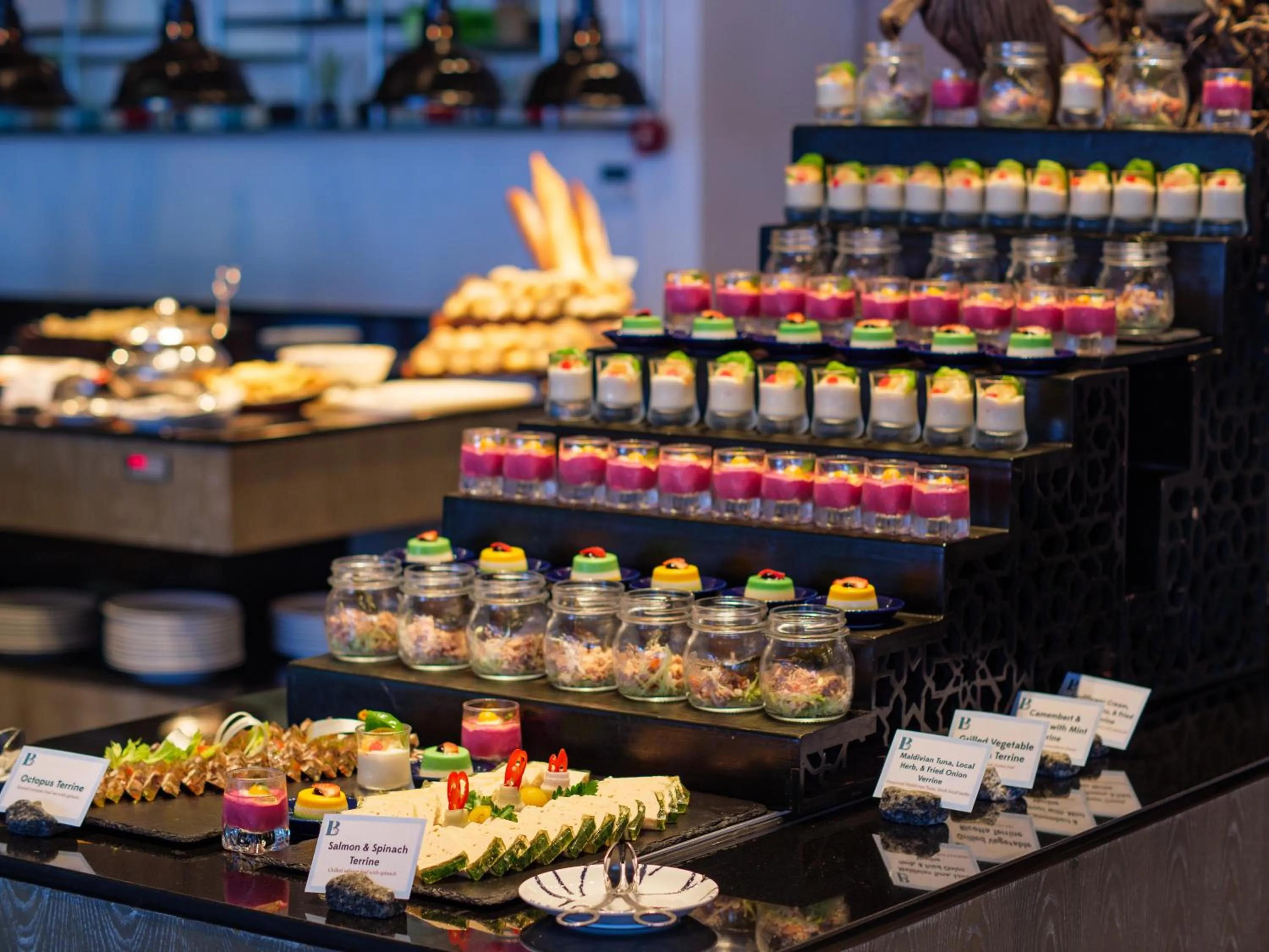 Restaurant/places to eat in Finolhu, A Seaside Collection Resort, a Member of Design Hotels