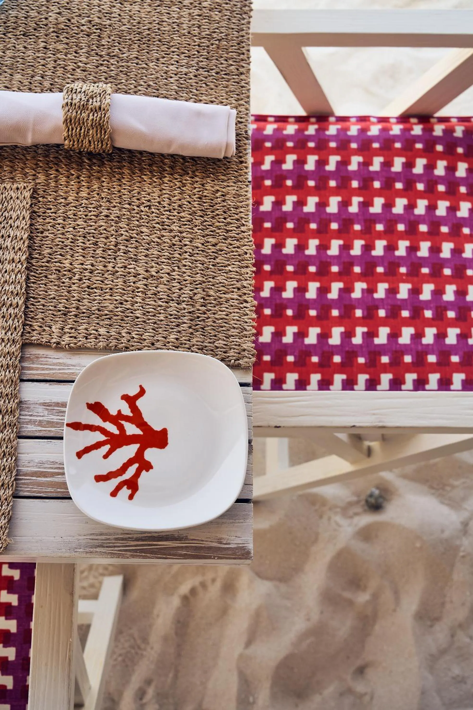 Restaurant/places to eat in Finolhu, A Seaside Collection Resort, a Member of Design Hotels