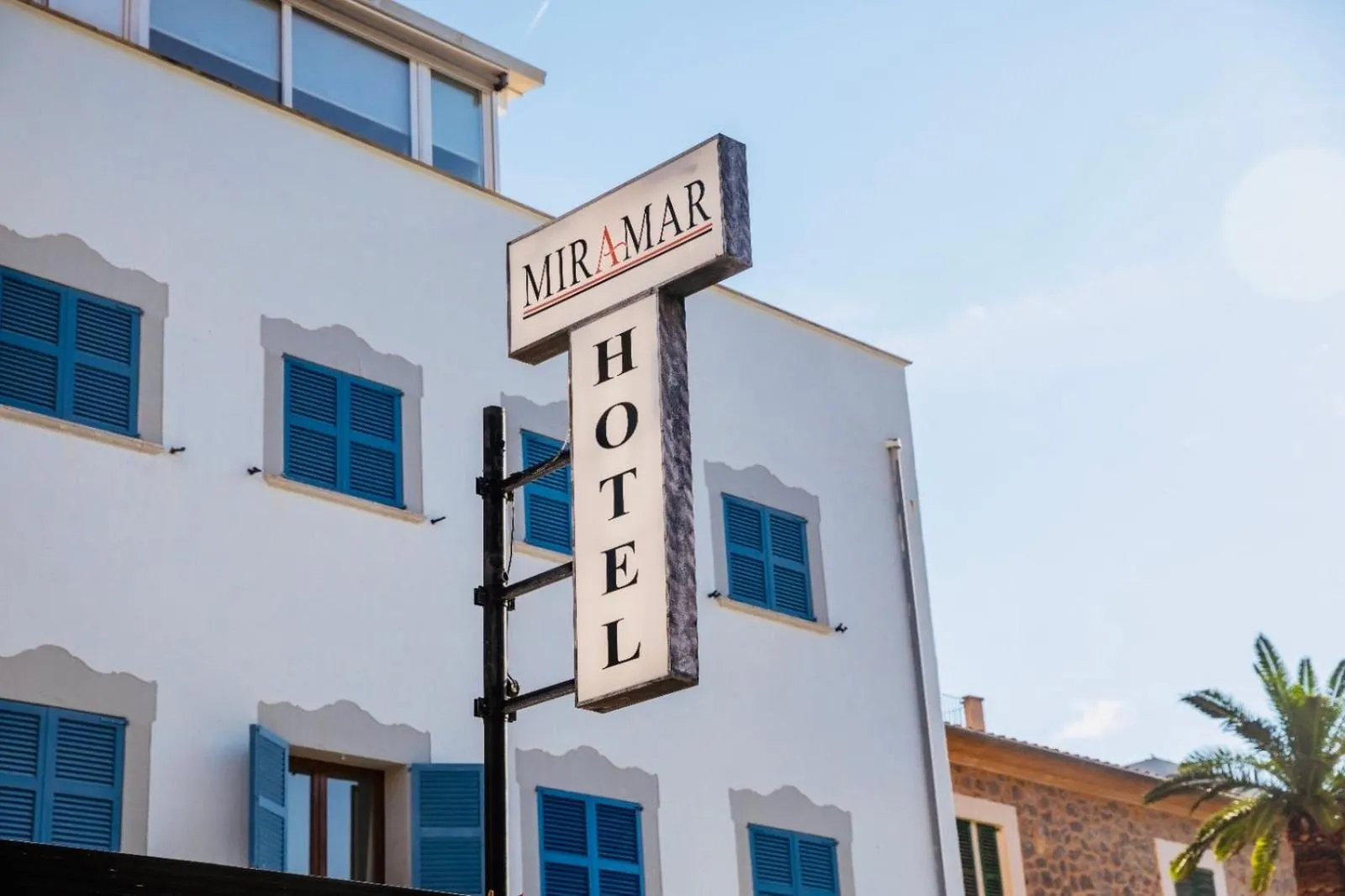 Property building in Hotel Miramar