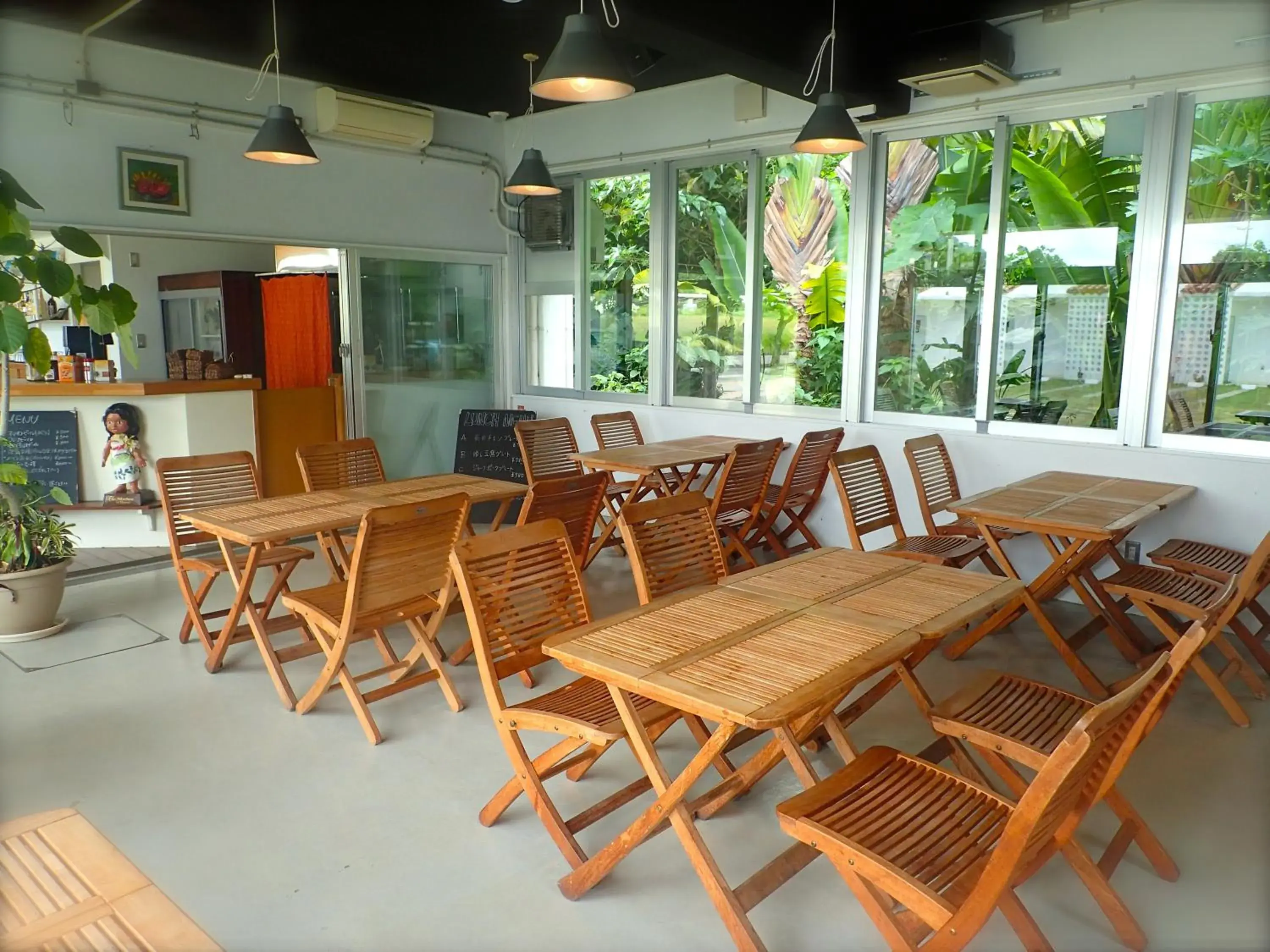 Restaurant/places to eat in Nata Beach Villa Restaurant/places to eat in Nata Beach Villa