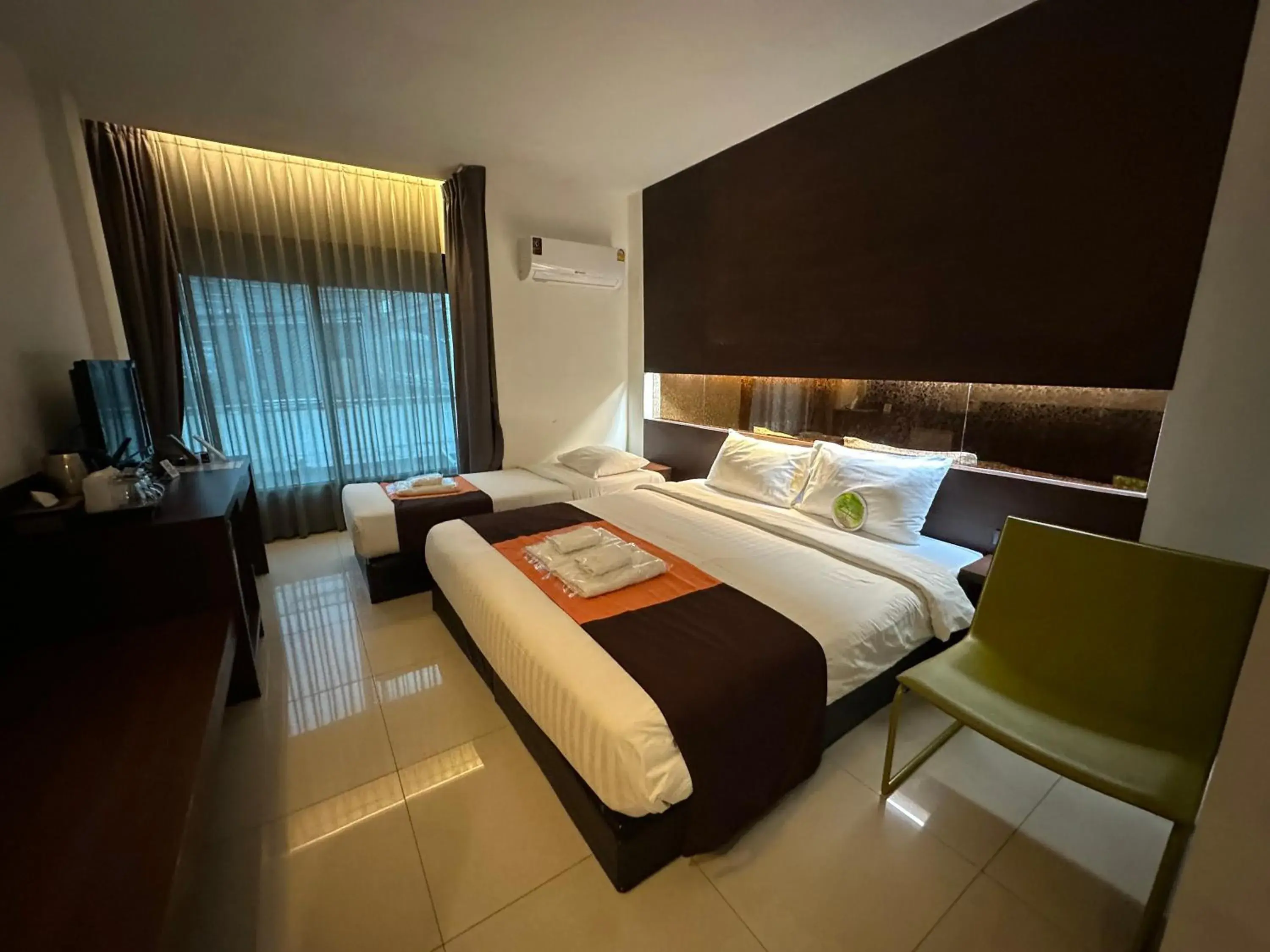Photo of the whole room, Bed in Collection O The Bangkok Airport Link Suite Photo of the whole room, Bed in Collection O The Bangkok Airport Link Suite