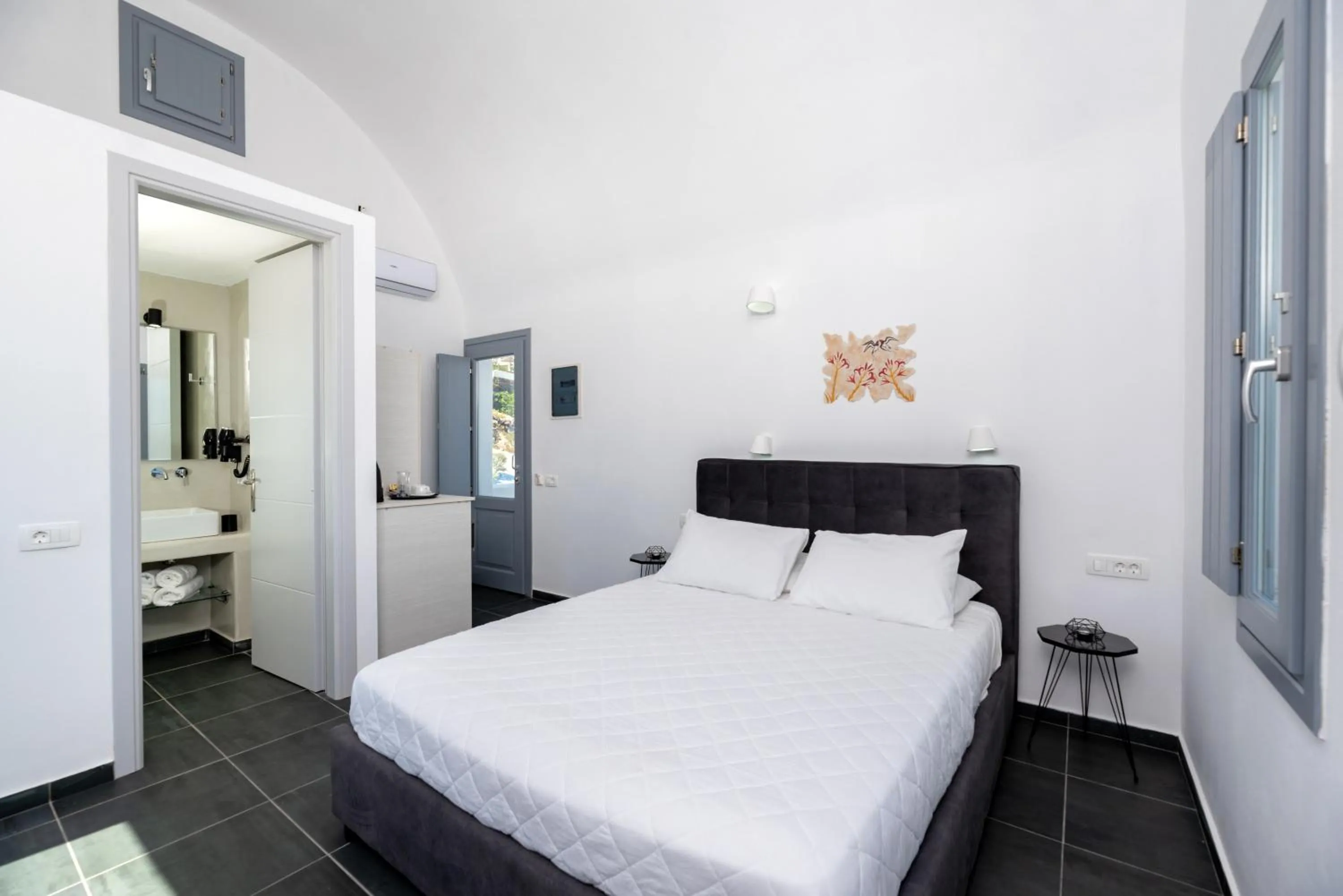 Bedroom, Bed in Pancratium Villas & Suites