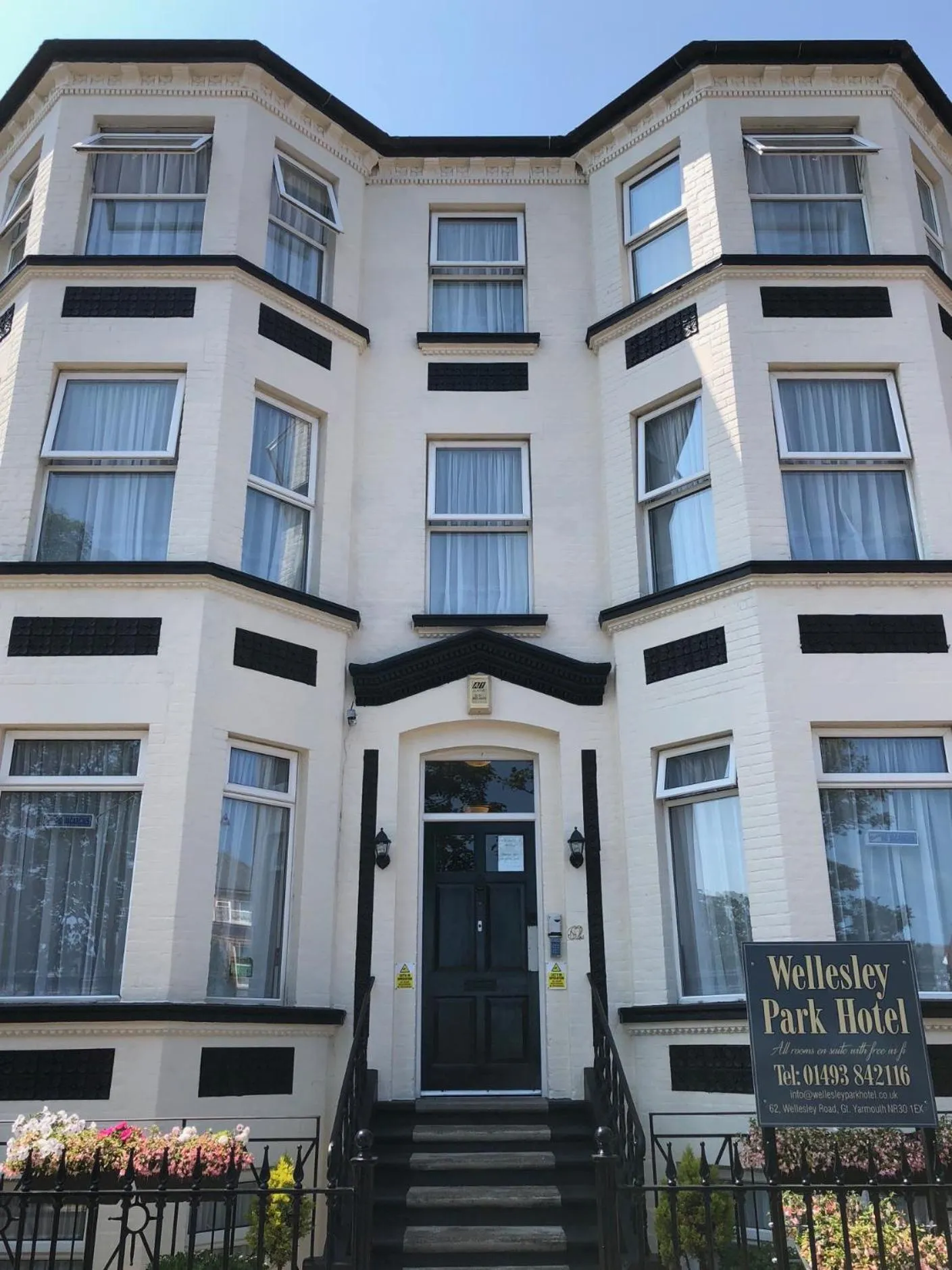 Property building in Wellesley Park Hotel