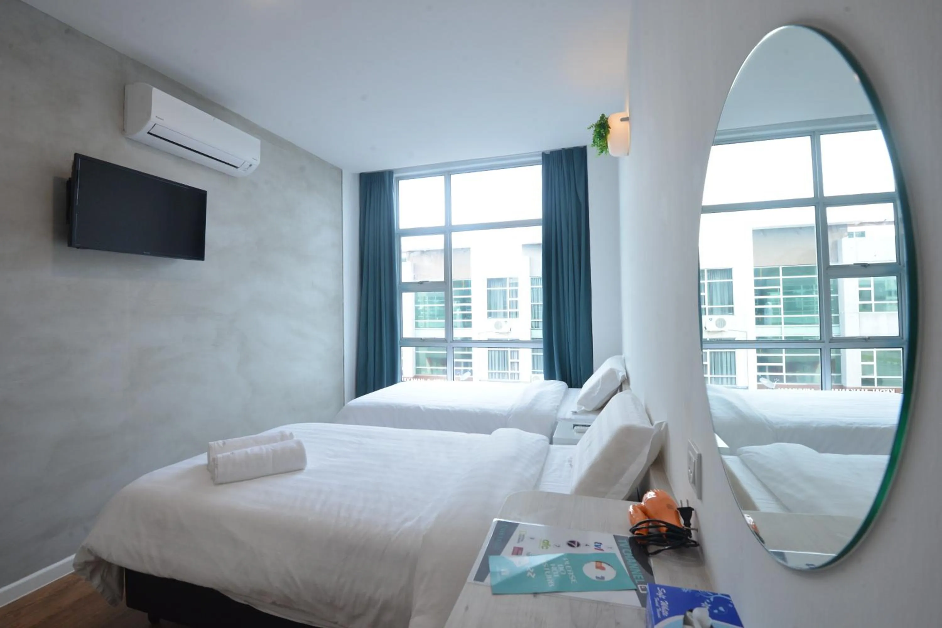 Bedroom, Bed in Vrest Hotel