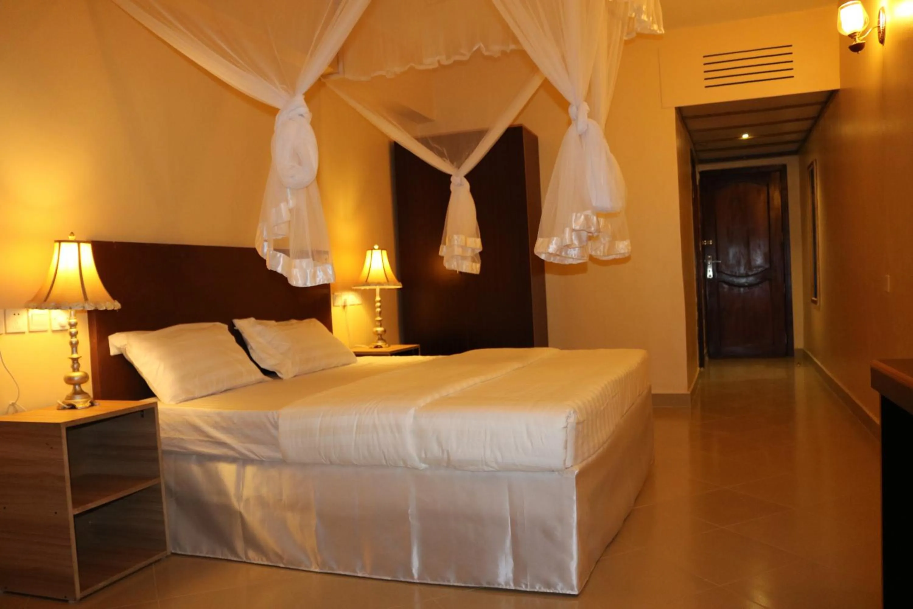 Photo of the whole room in Pulickal Airport Hotel