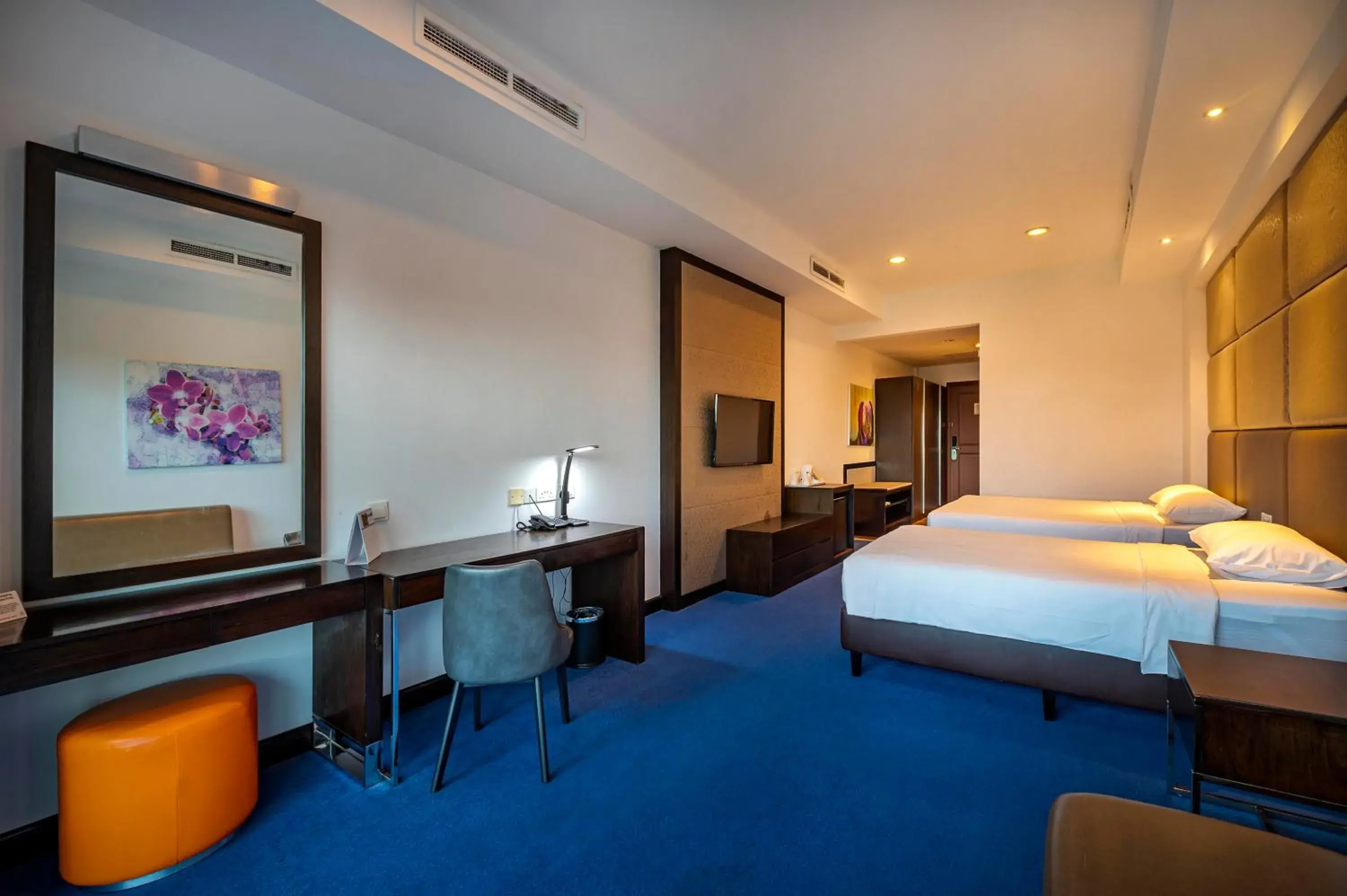 Bed in Orchid Country Club Bed in Orchid Country Club