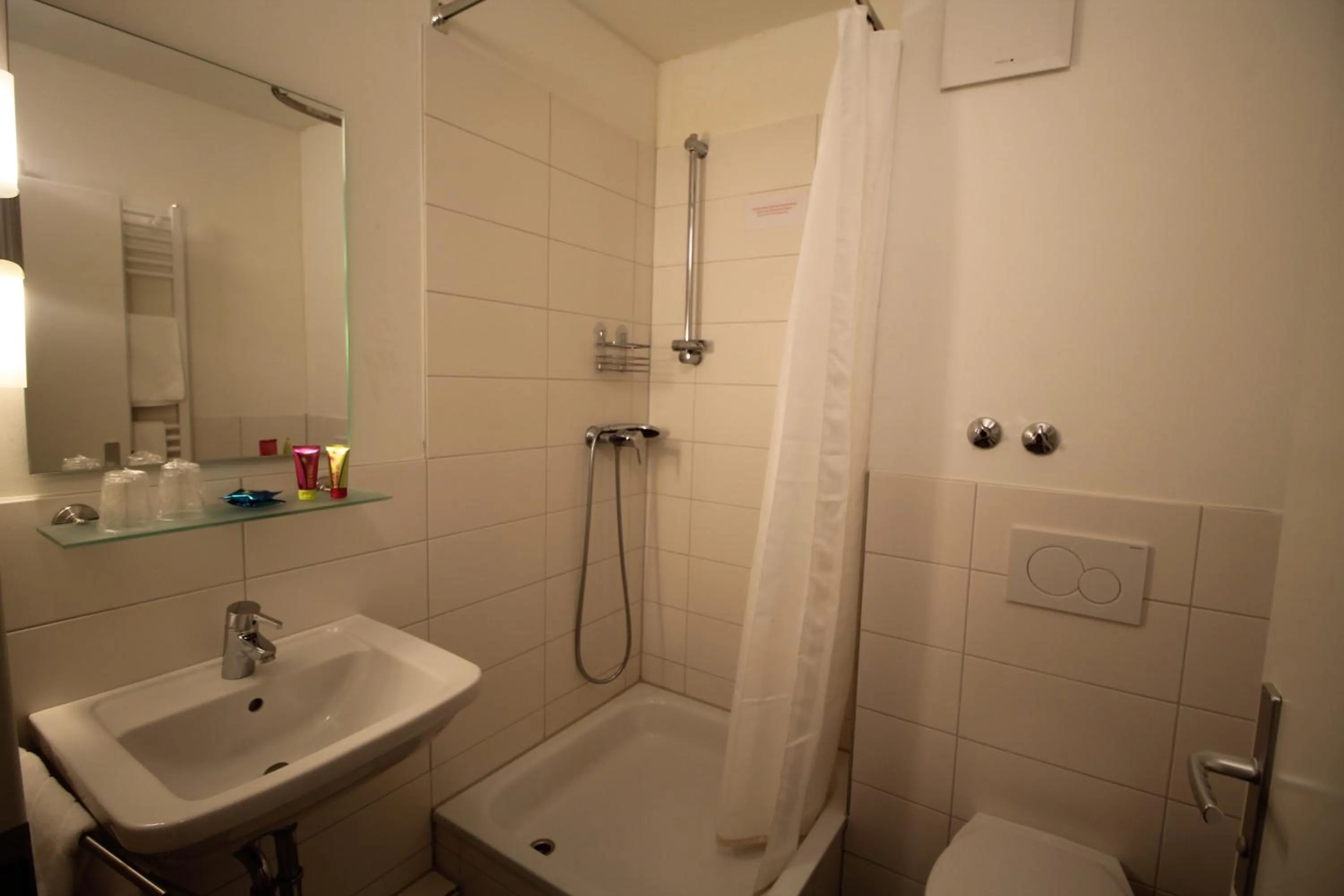 Shower in Heimat St. Pauli