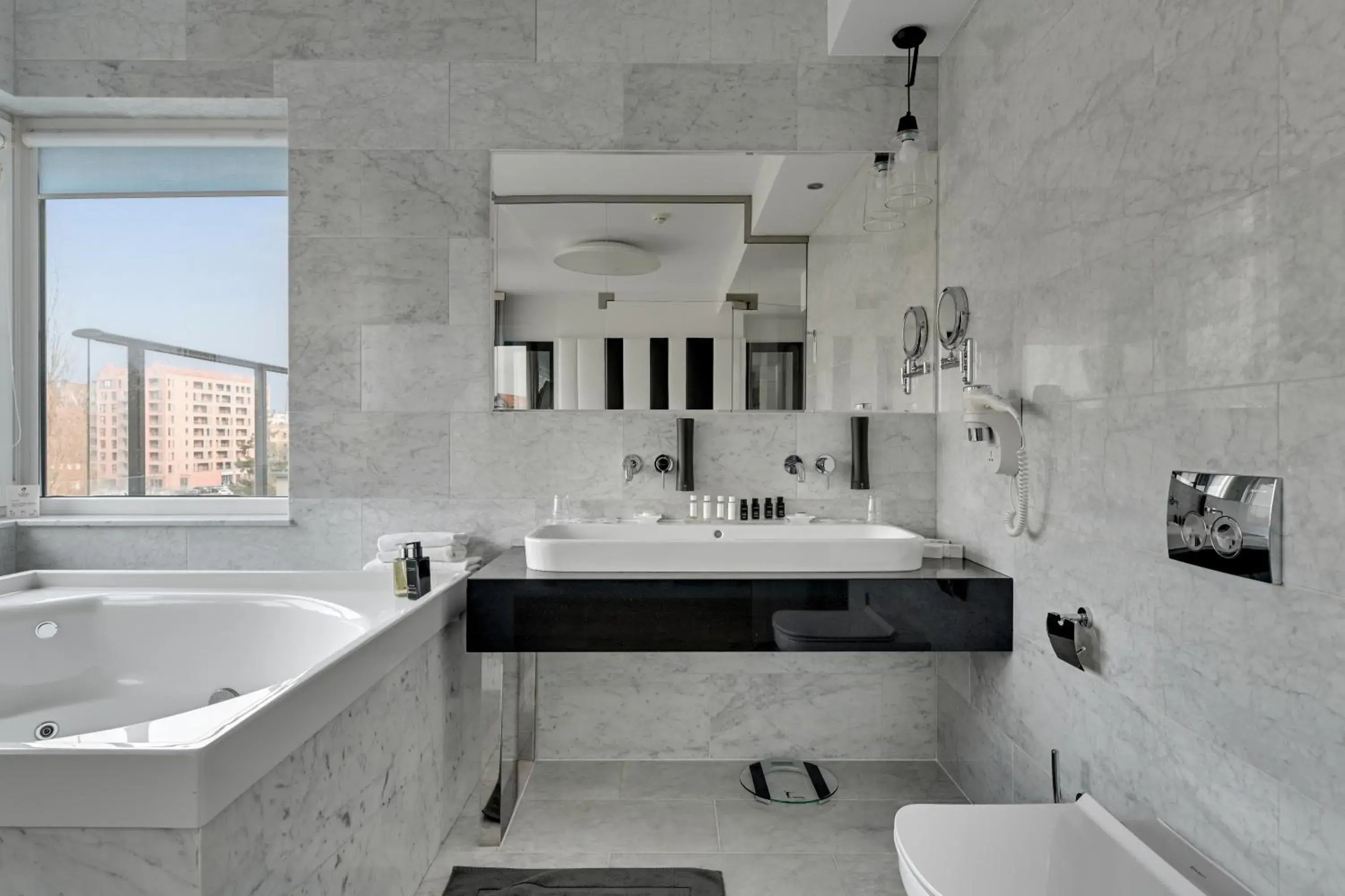 Bathroom in GRANO HOTEL Gdańsk Riverside dawniej HOTEL ALMOND BUSINESS & SPA Bathroom in GRANO HOTEL Gdańsk Riverside dawniej HOTEL ALMOND BUSINESS & SPA