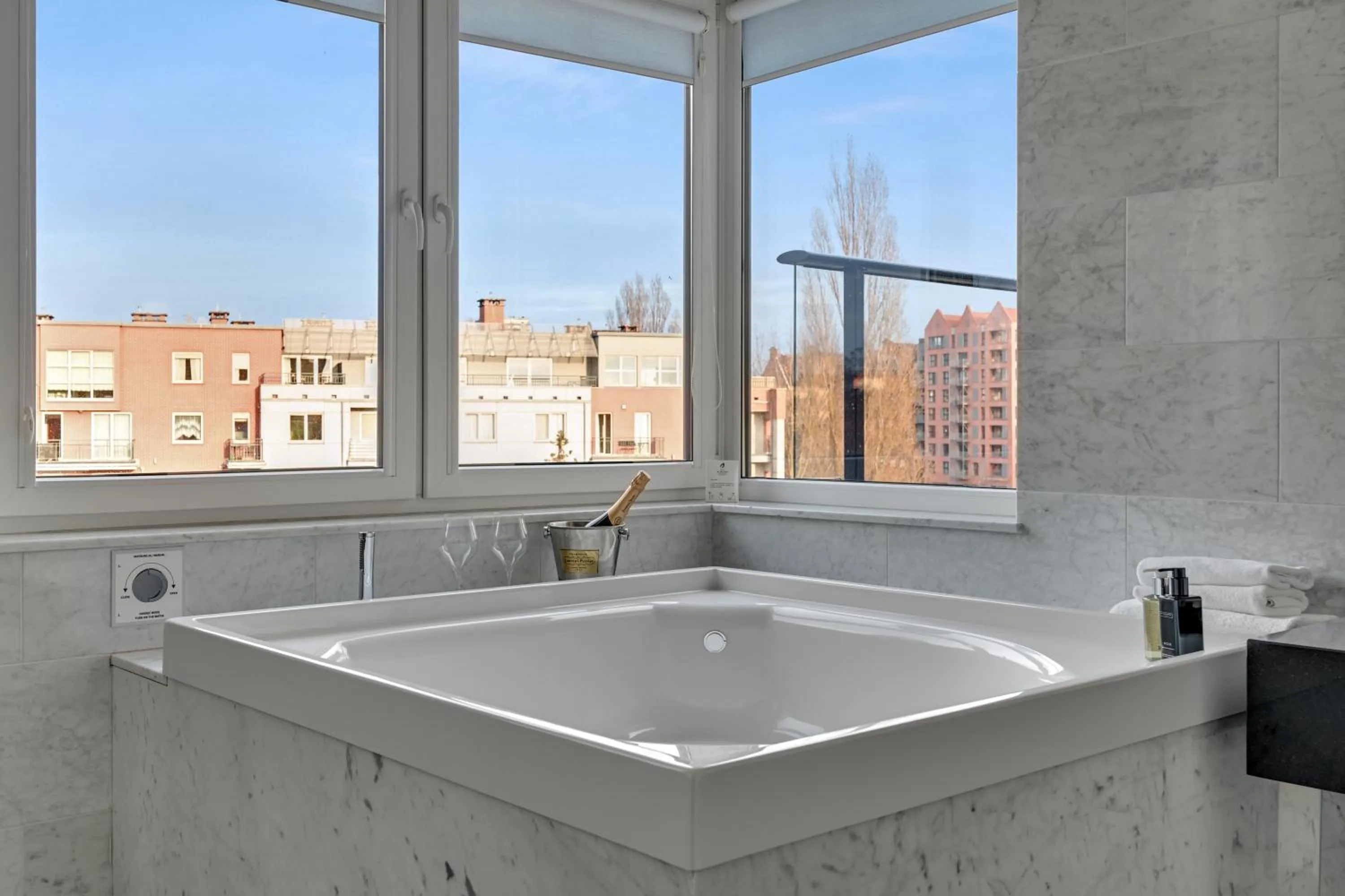 Bathroom in GRANO HOTEL Gdańsk Riverside dawniej HOTEL ALMOND BUSINESS & SPA