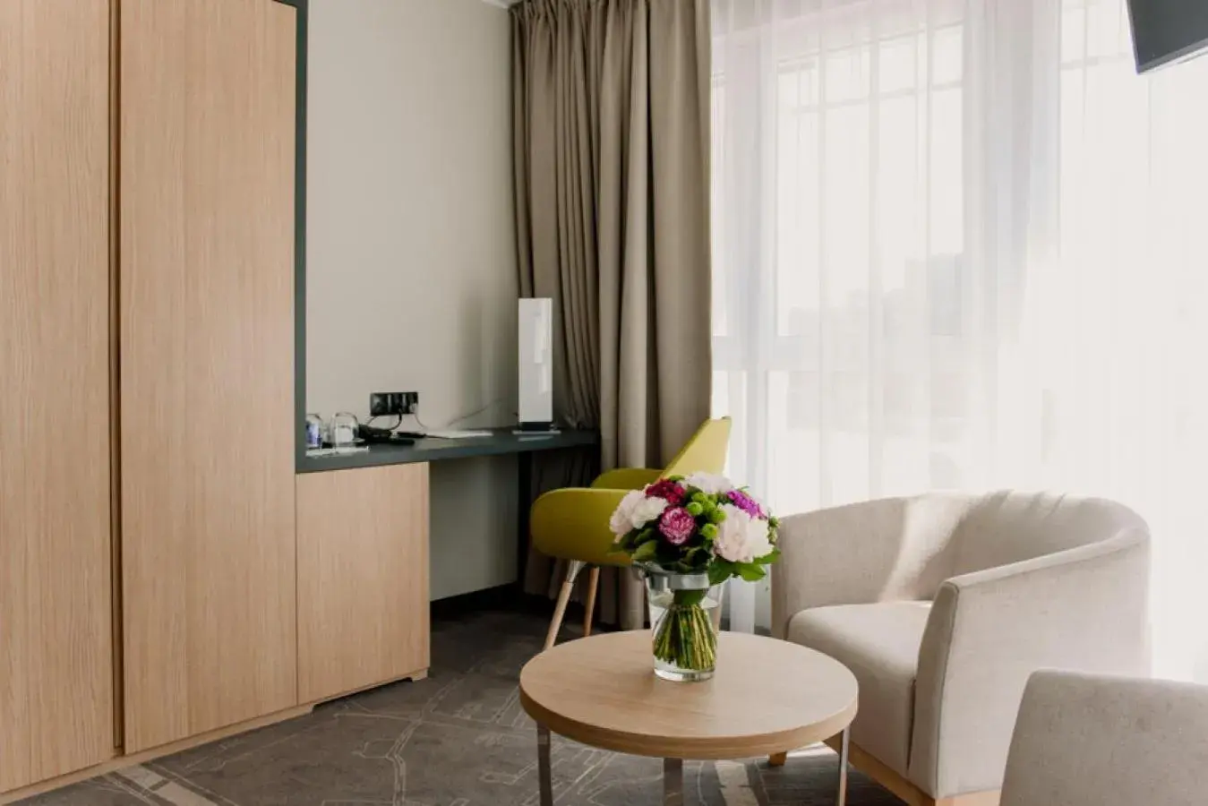 Standard Queen Room in HOTEL ALMOND BUSINESS & SPA BY GRANO Gdańsk Standard Queen Room in HOTEL ALMOND BUSINESS & SPA BY GRANO Gdańsk