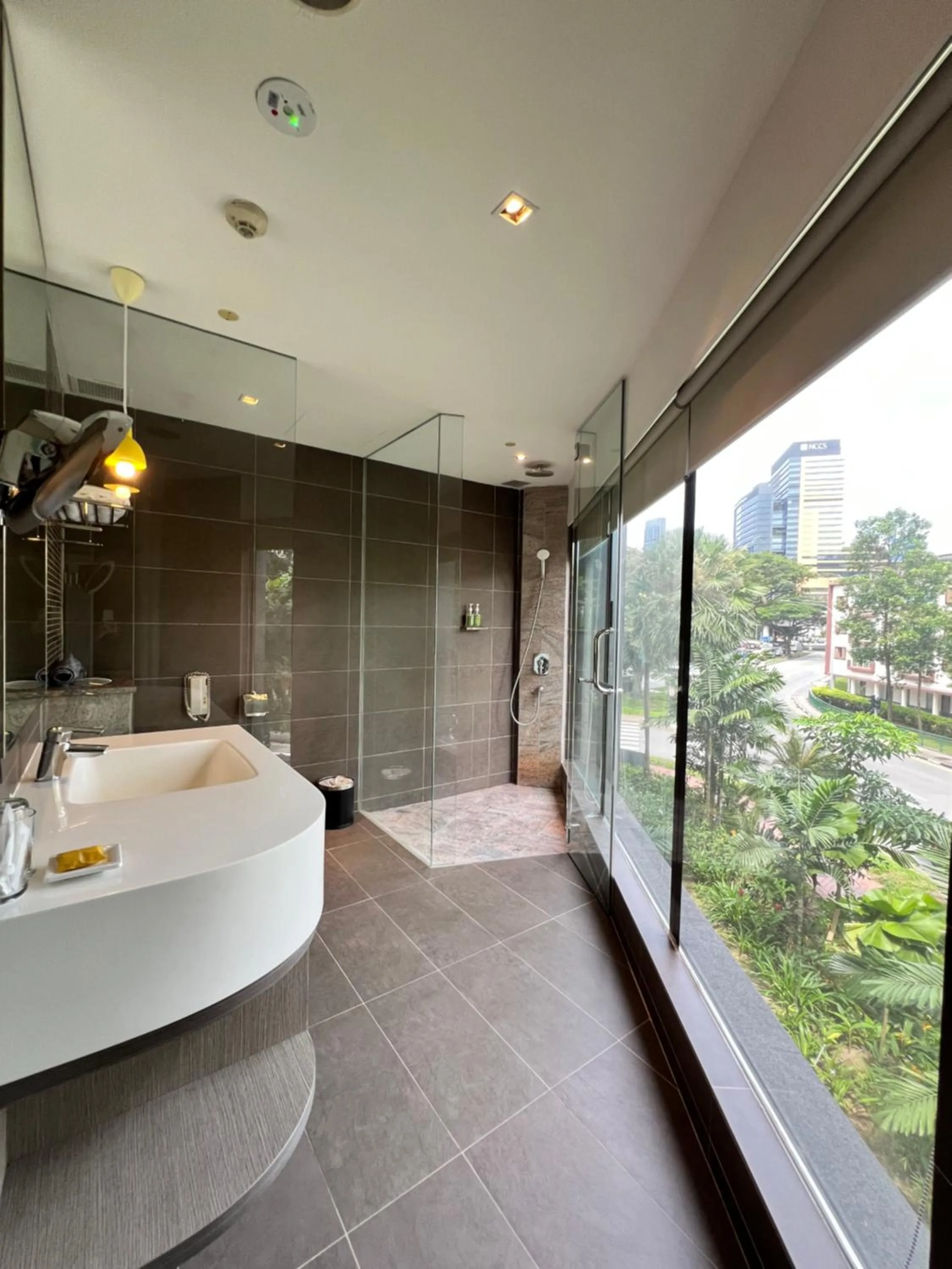 Bathroom in D'Hotel Singapore managed by The Ascott Limited