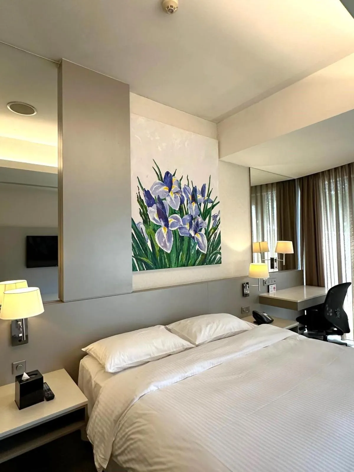 Bed in D'Hotel Singapore managed by The Ascott Limited