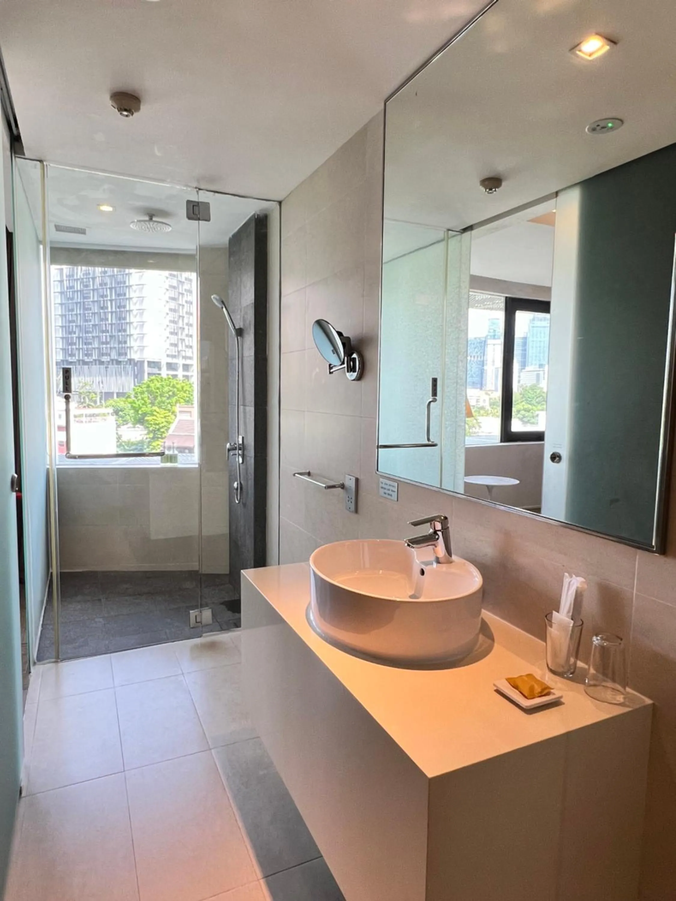 Bathroom in D'Hotel Singapore managed by The Ascott Limited