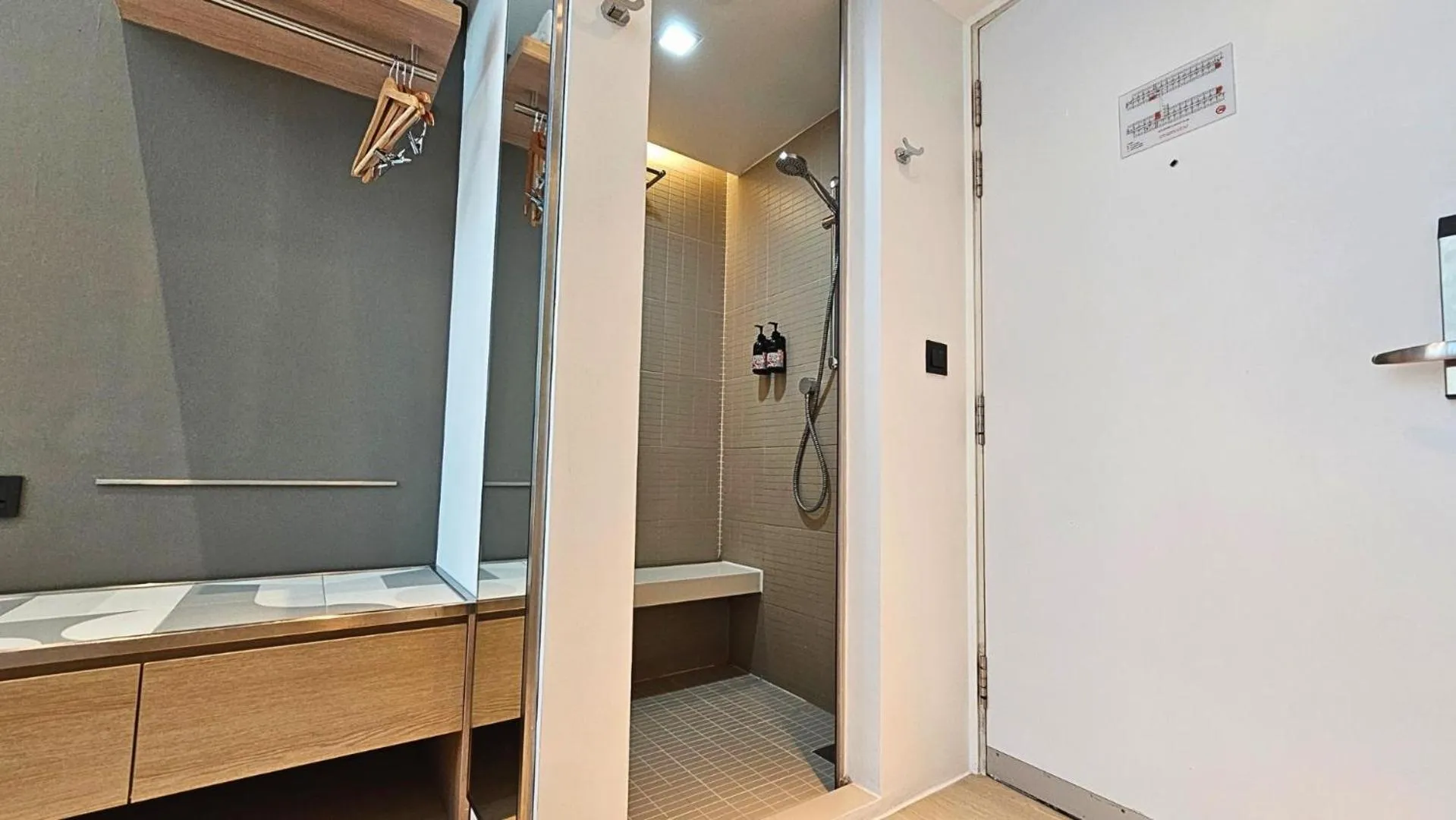 Shower in Studio M Hotel