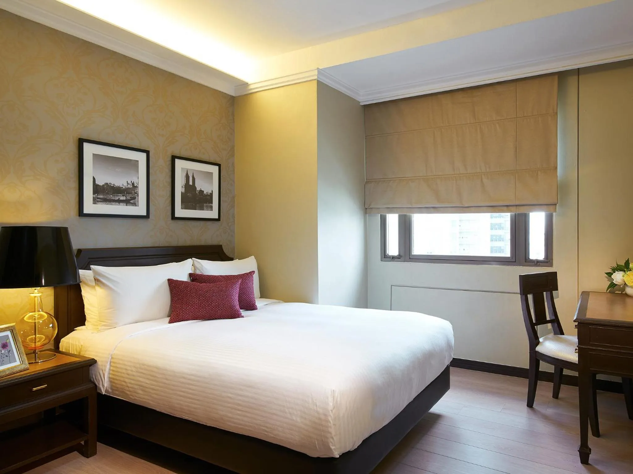 Day, Bed in Orchard Parksuites by Far East Hospitality
