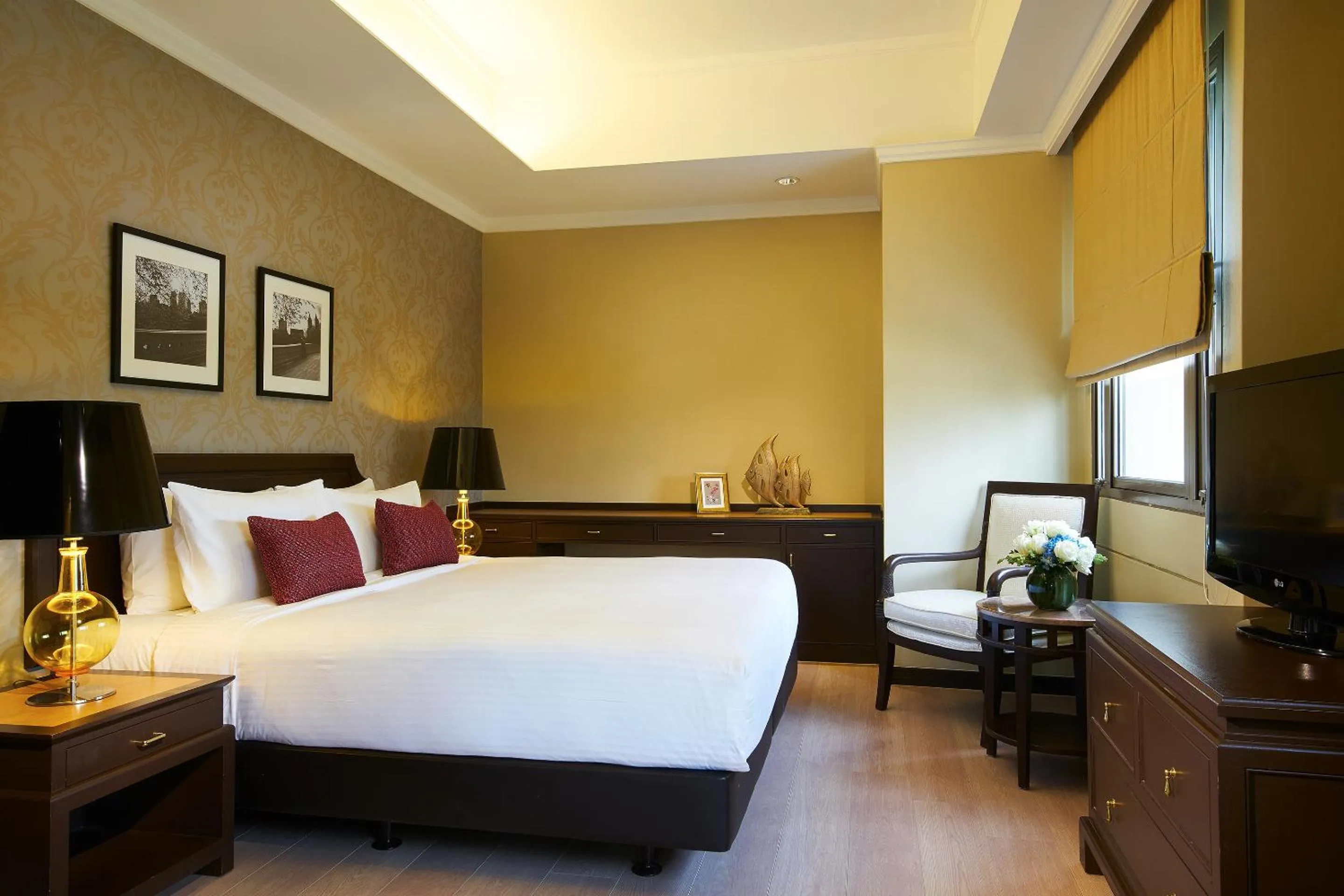 Day, Bed in Orchard Parksuites by Far East Hospitality