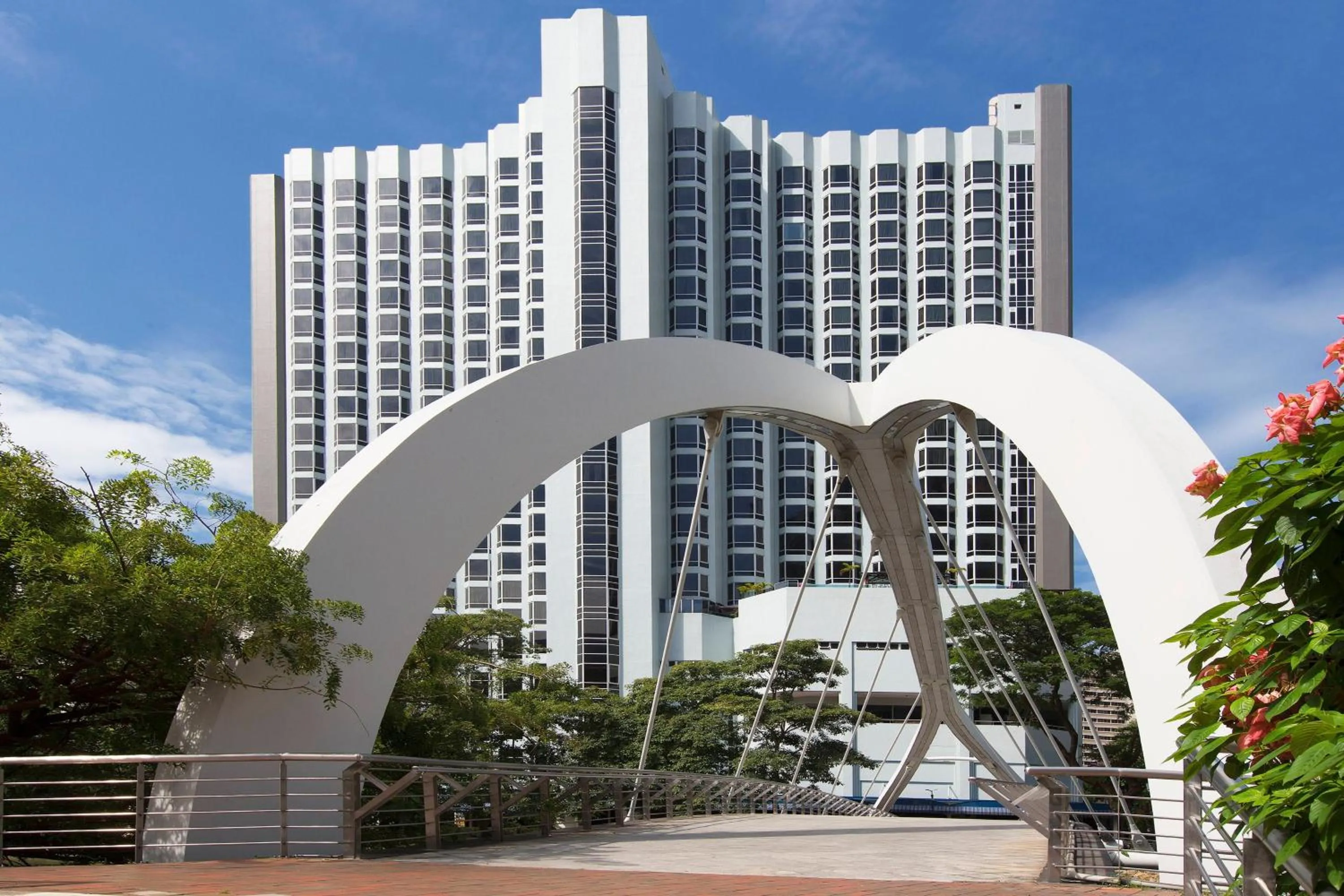 Property building in Four Points by Sheraton Singapore, Riverview