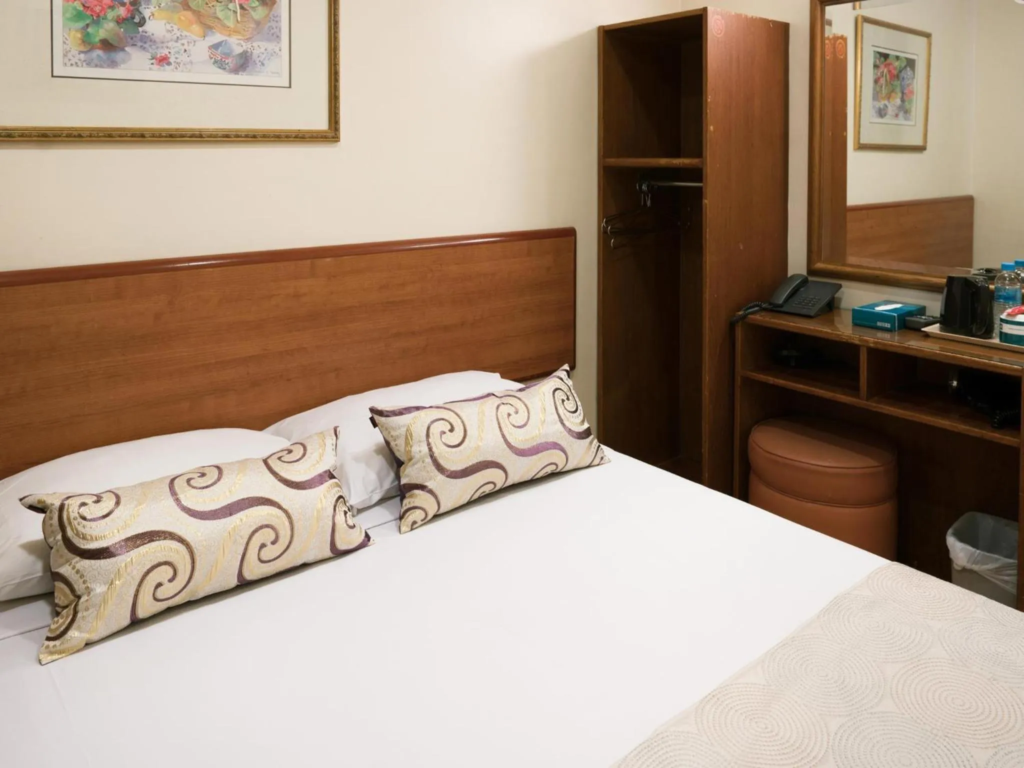 Bed in Hotel 81 Geylang