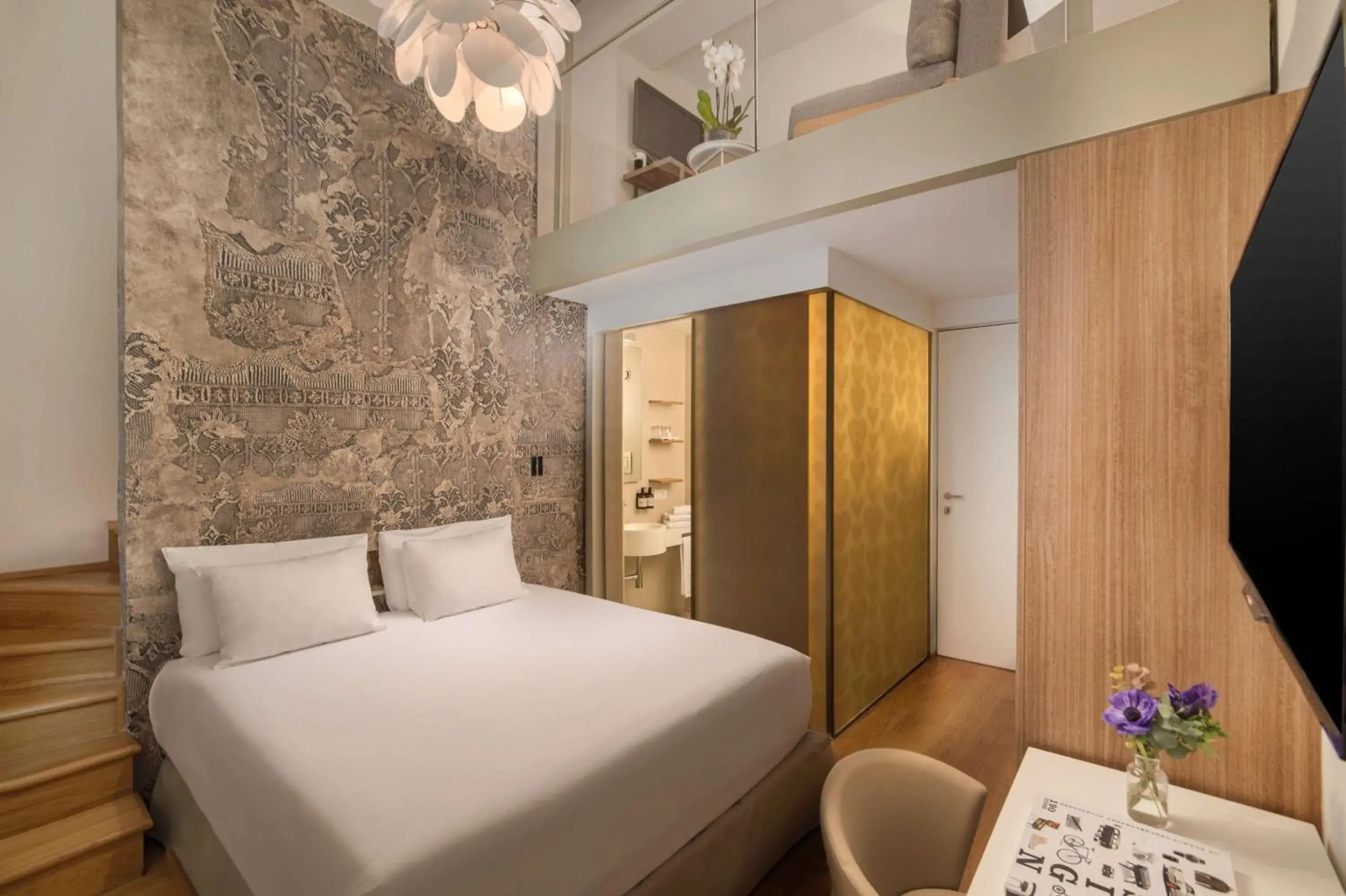 Bedroom, Bed in Avani Palazzo Moscova Milan Hotel Bedroom, Bed in Avani Palazzo Moscova Milan Hotel