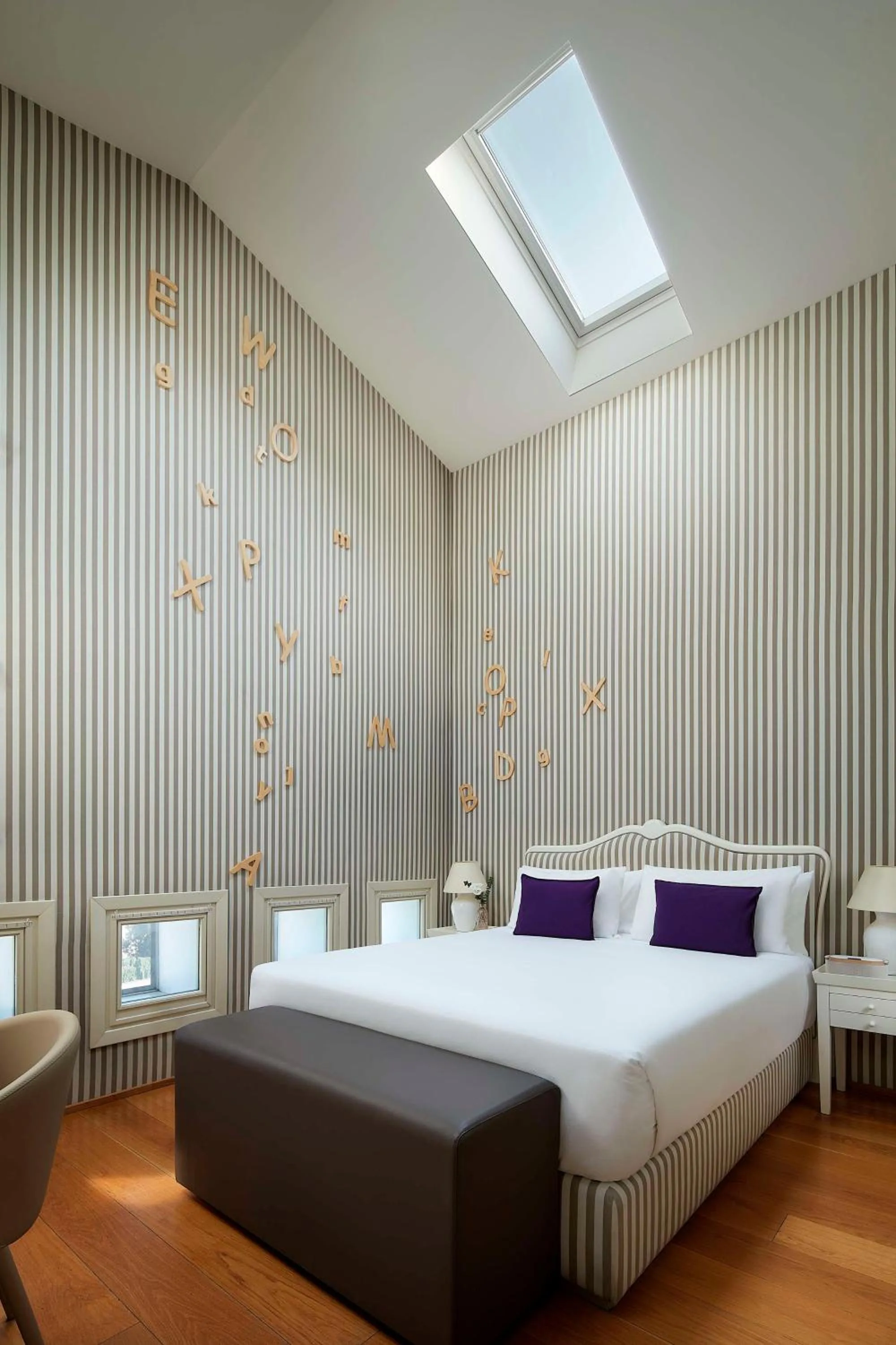 Bedroom, Bed in Avani Palazzo Moscova Milan Hotel