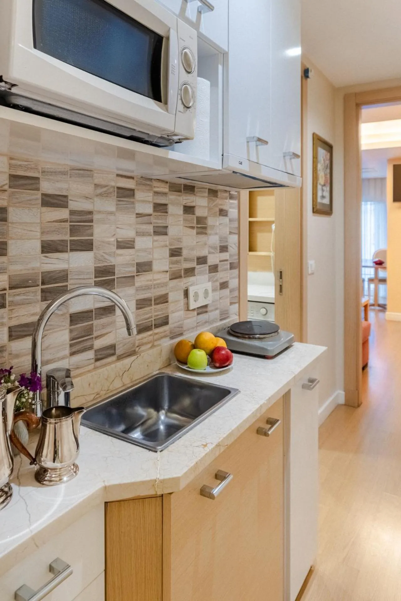 Kitchen or kitchenette in Cheya Deluxe Residence Nisantasi Istanbul City Center