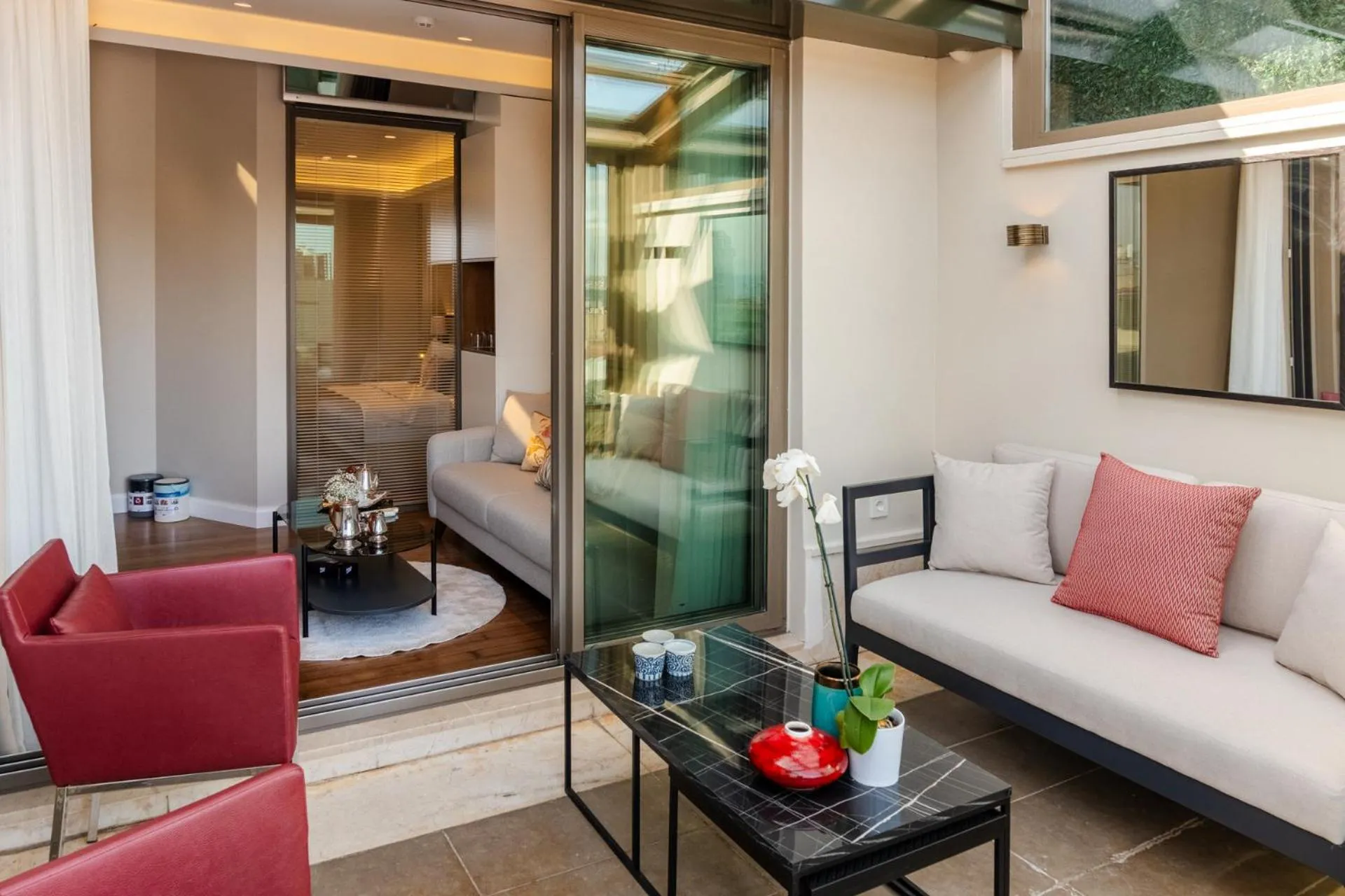 Balcony/Terrace in Cheya Deluxe Residence Nisantasi Istanbul City Center