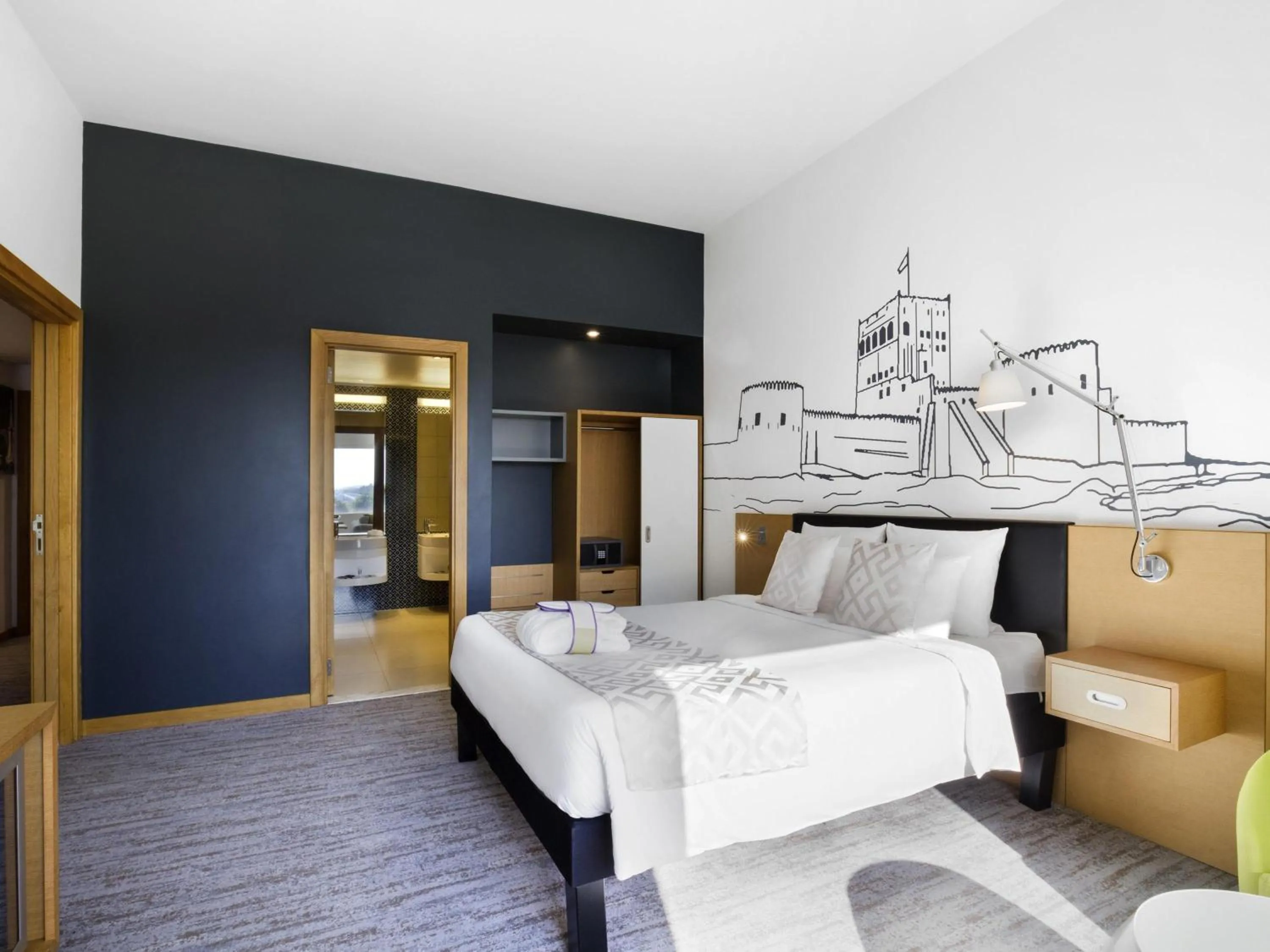 Bedroom, Bed in Mercure Sohar