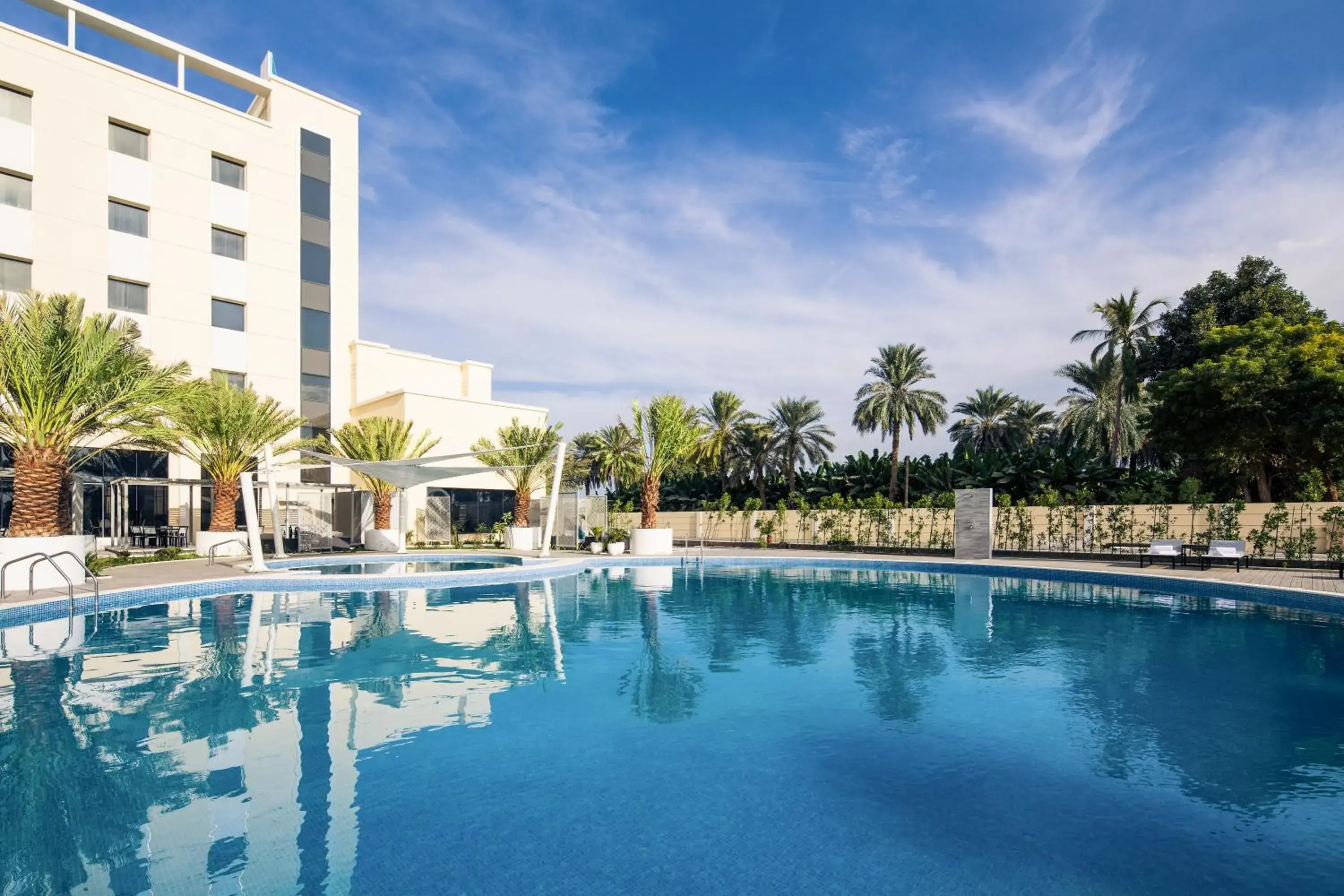 Swimming pool in Mercure Sohar Swimming pool in Mercure Sohar