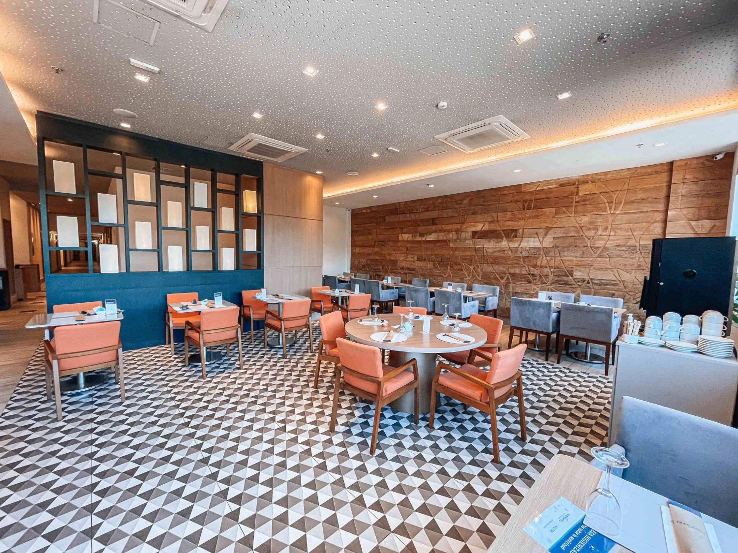 Restaurant/places to eat in Novotel RJ Praia de Botafogo