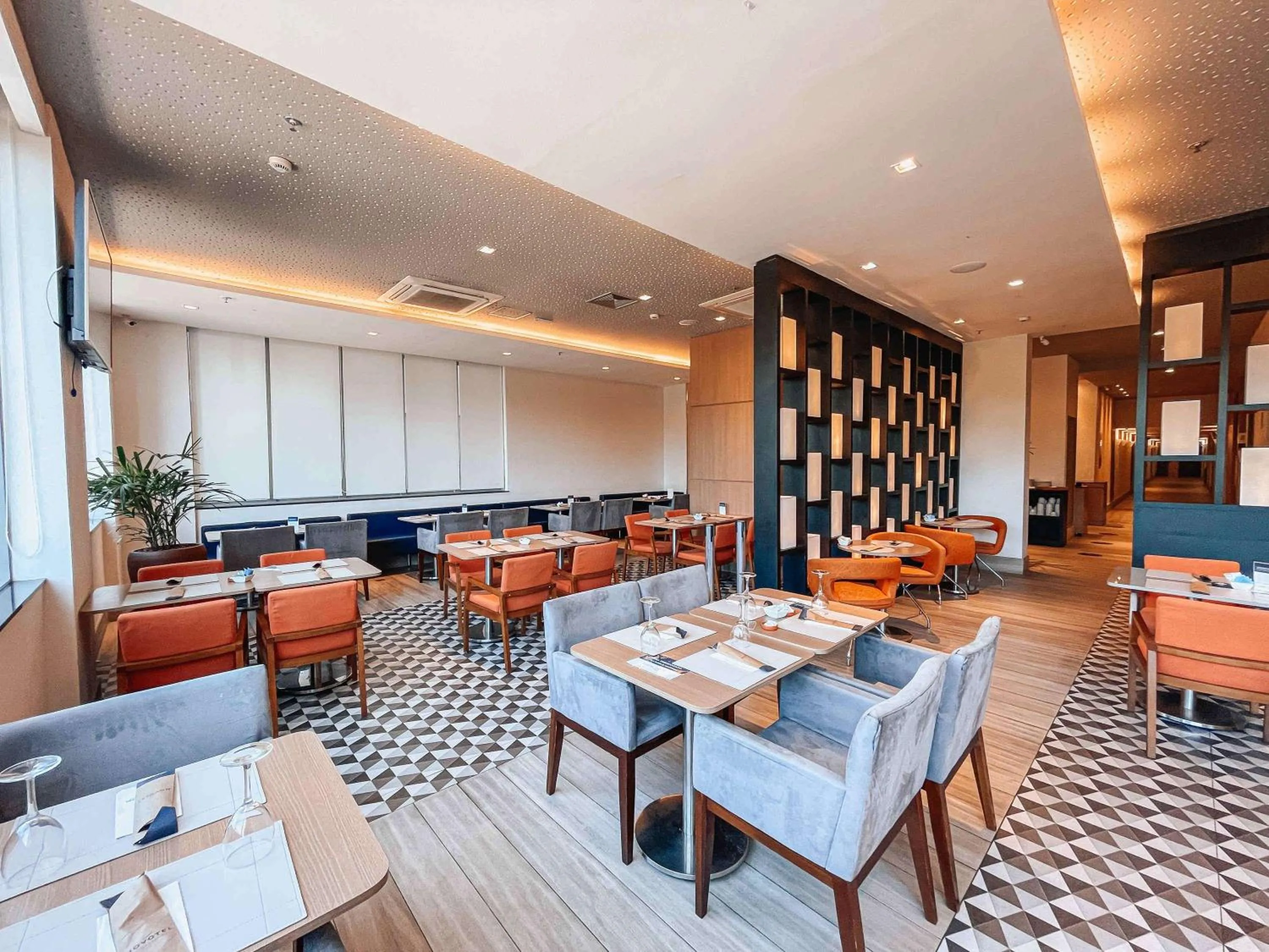 Restaurant/places to eat in Novotel RJ Praia de Botafogo