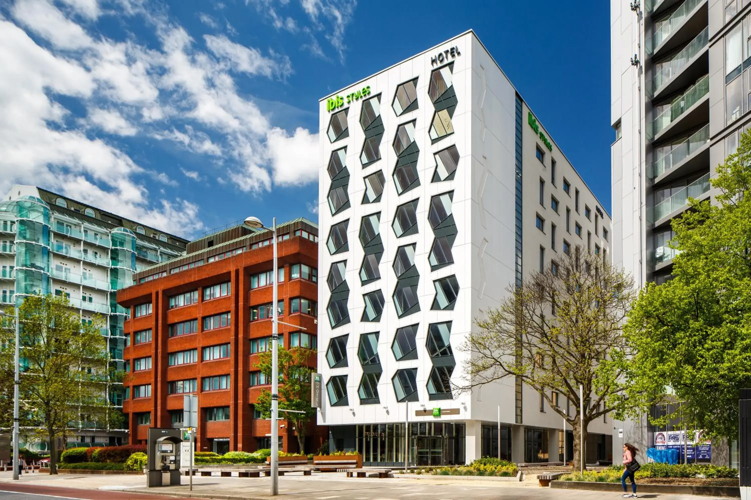 Facade/entrance in ibis Styles London Ealing Facade/entrance in ibis Styles London Ealing