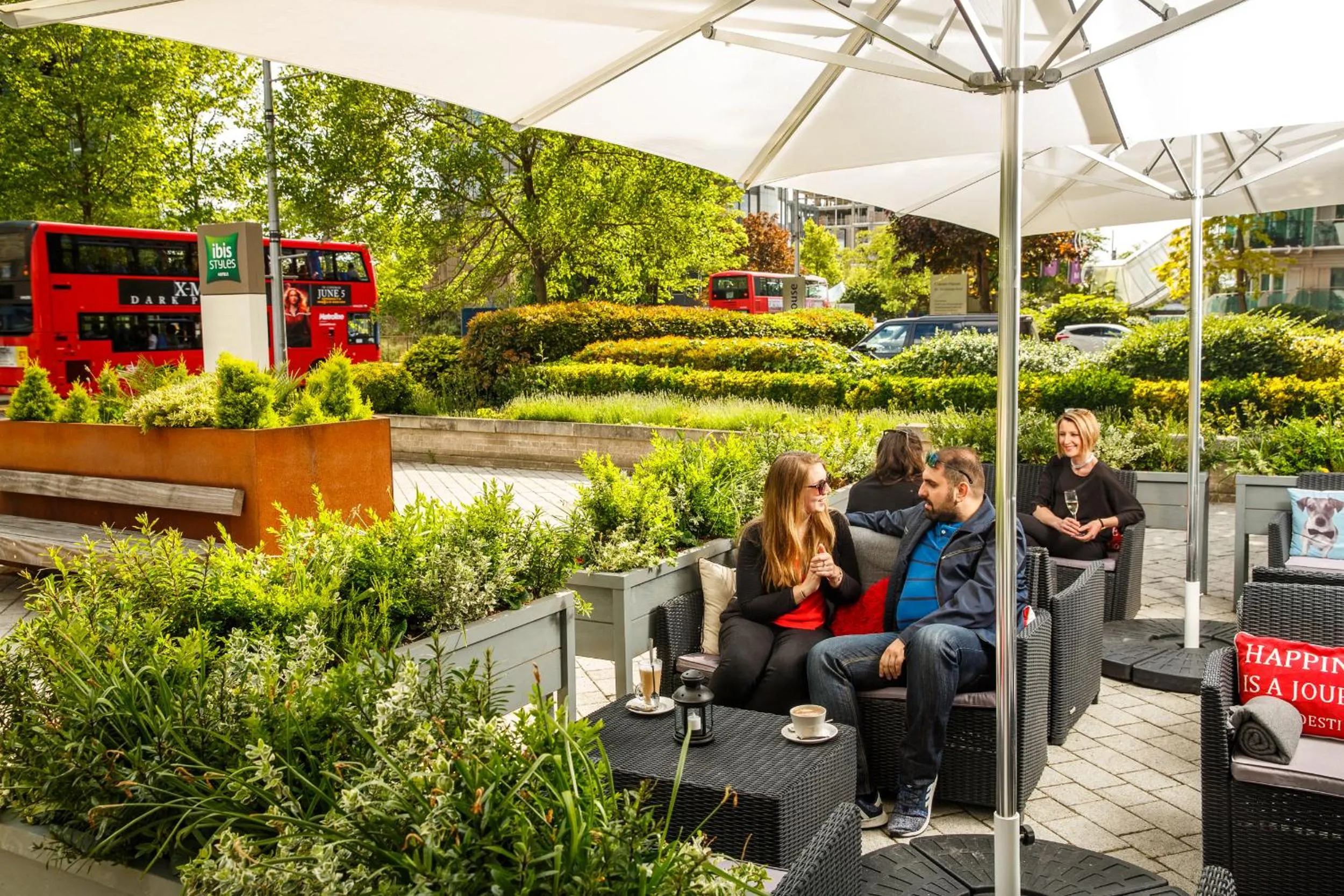 Patio in ibis Styles London Ealing