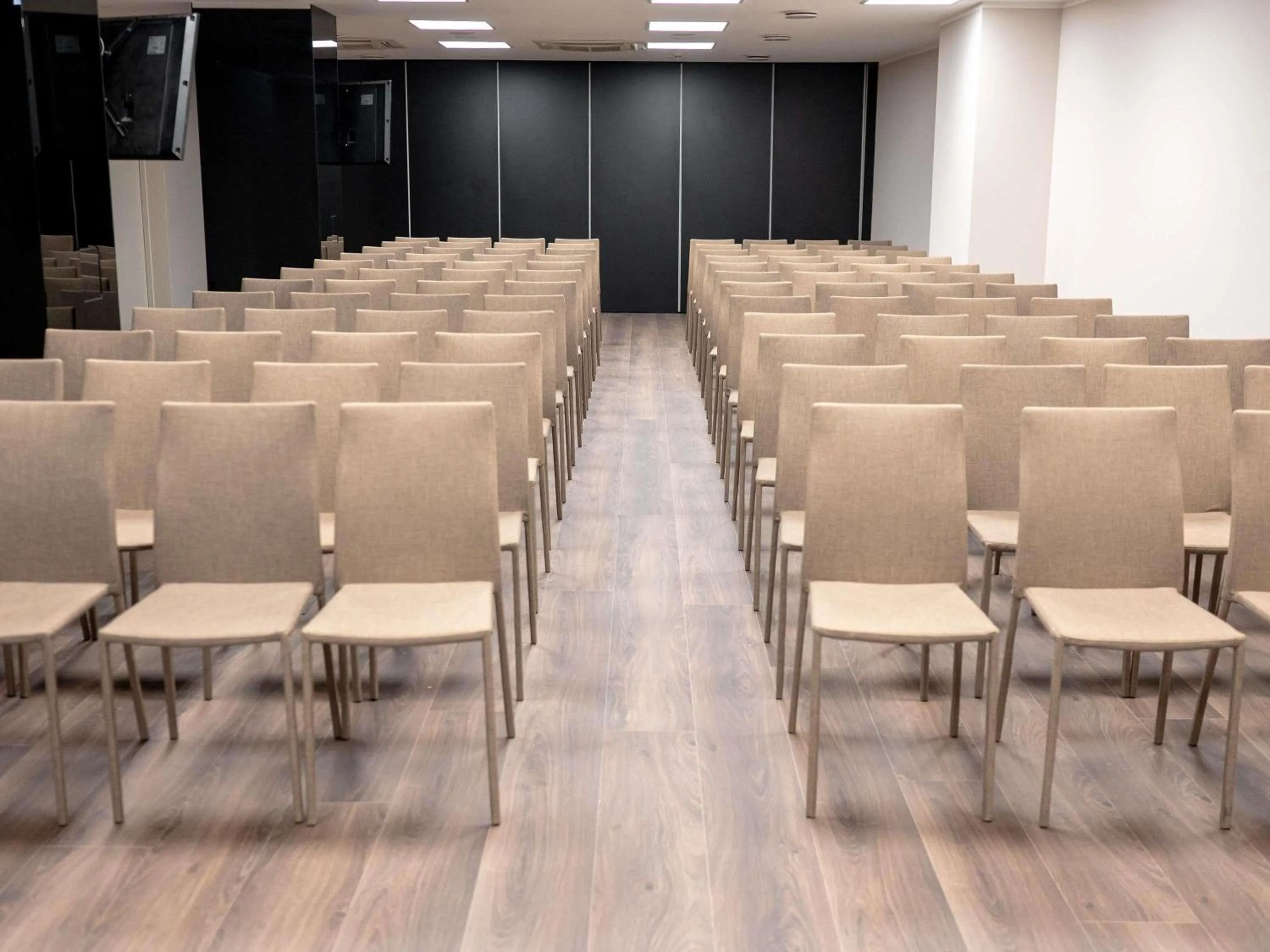 Meeting/conference room in Pullman Riga Old Town - Renovated 2025