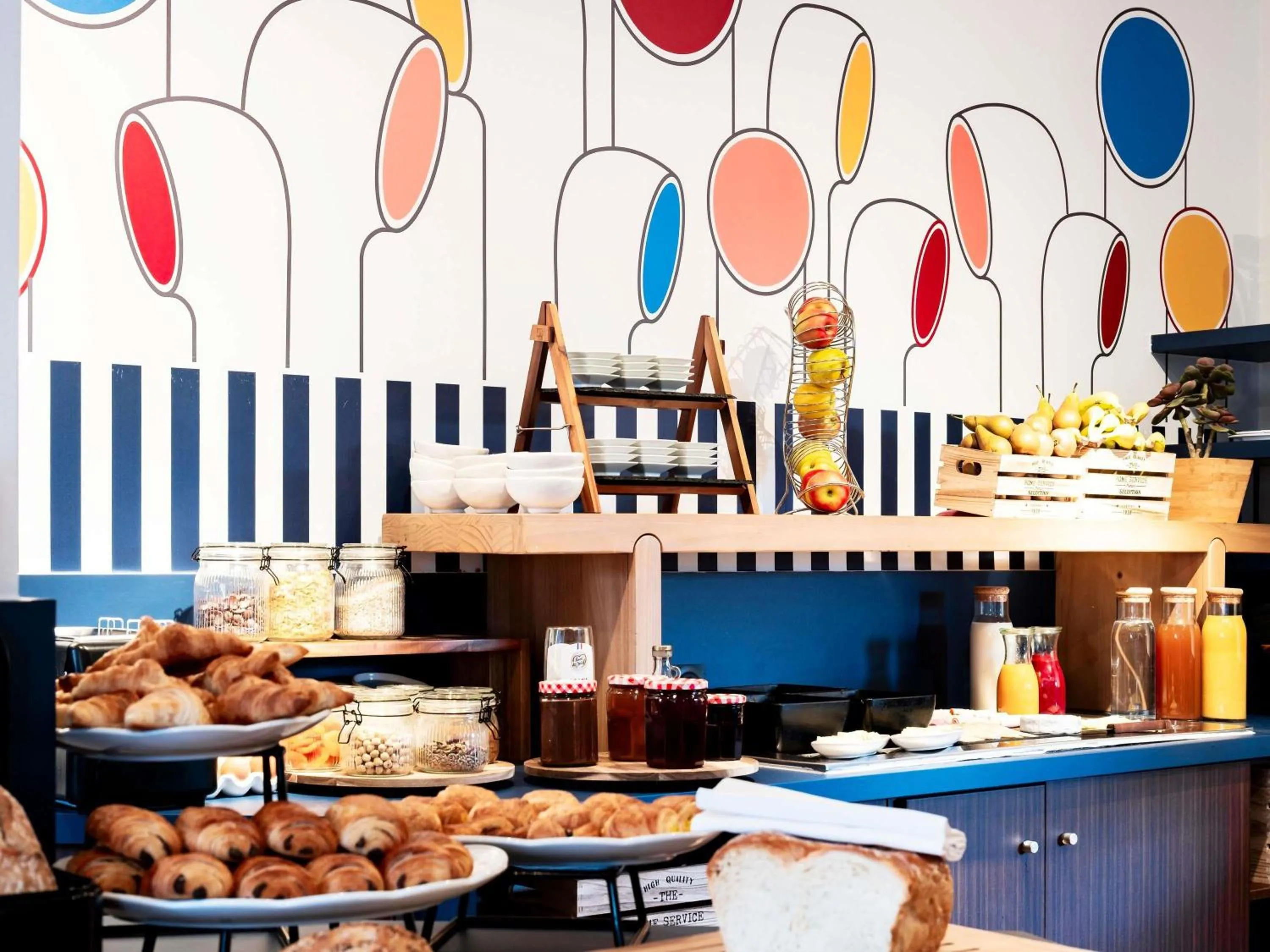 Breakfast in Ibis Styles Rouen Centre Cathédrale