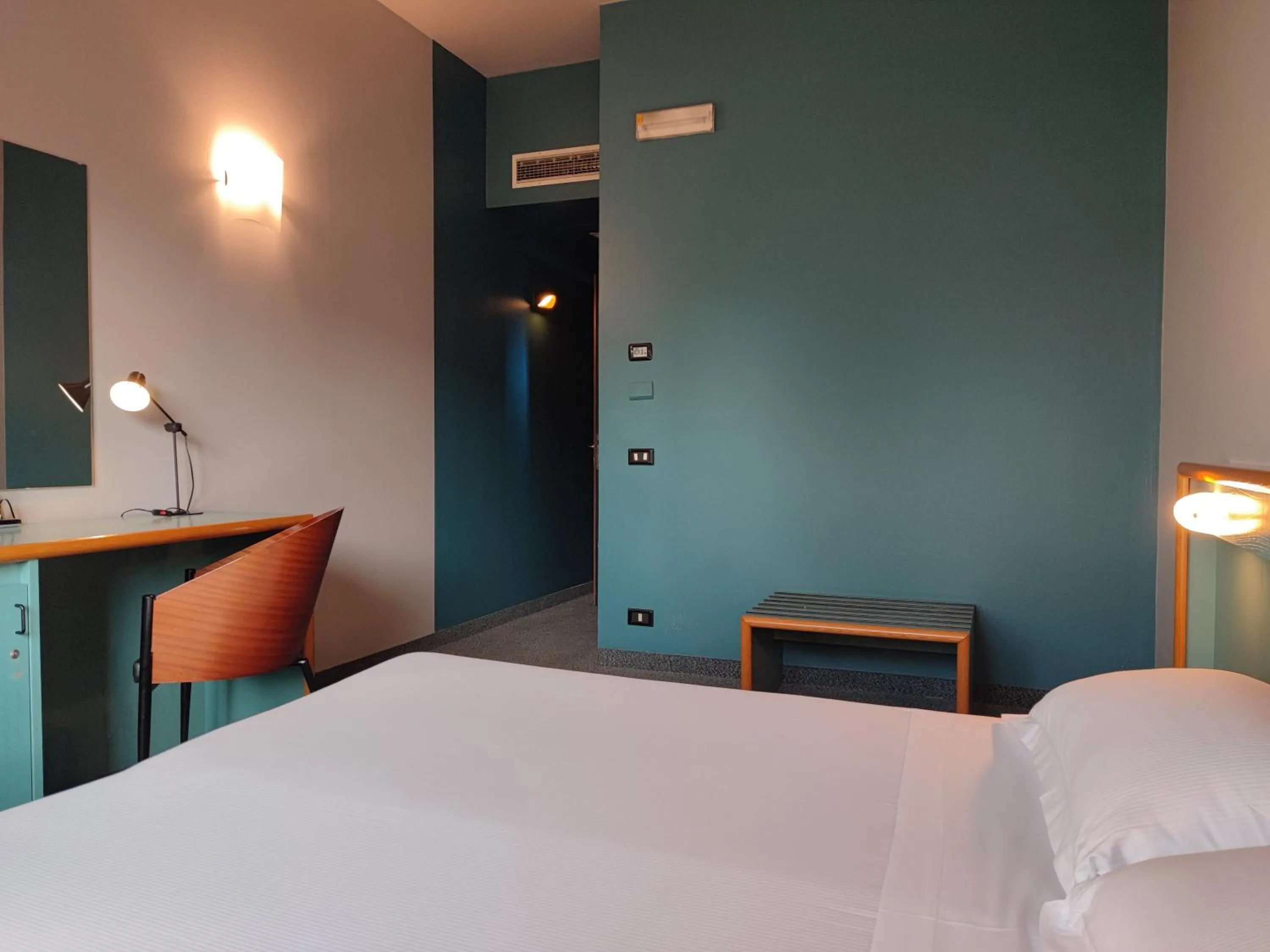 Bedroom, Bed in Stay Hotel