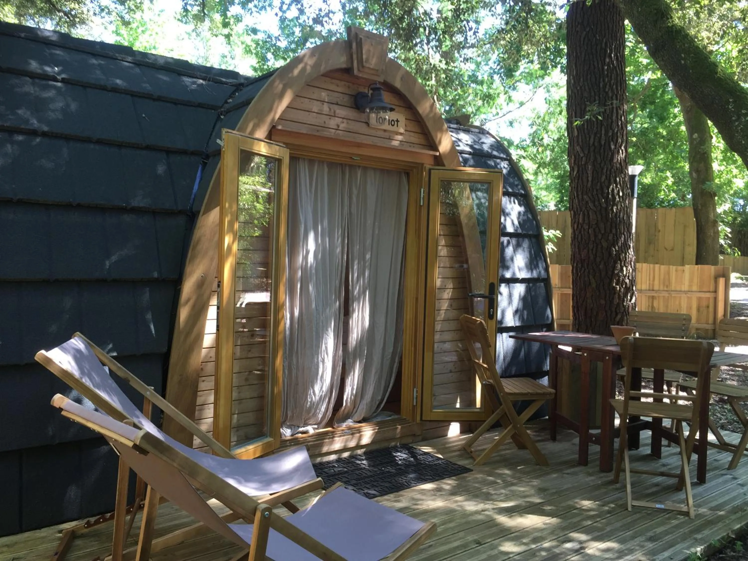 Patio in Lodging Le Lac
