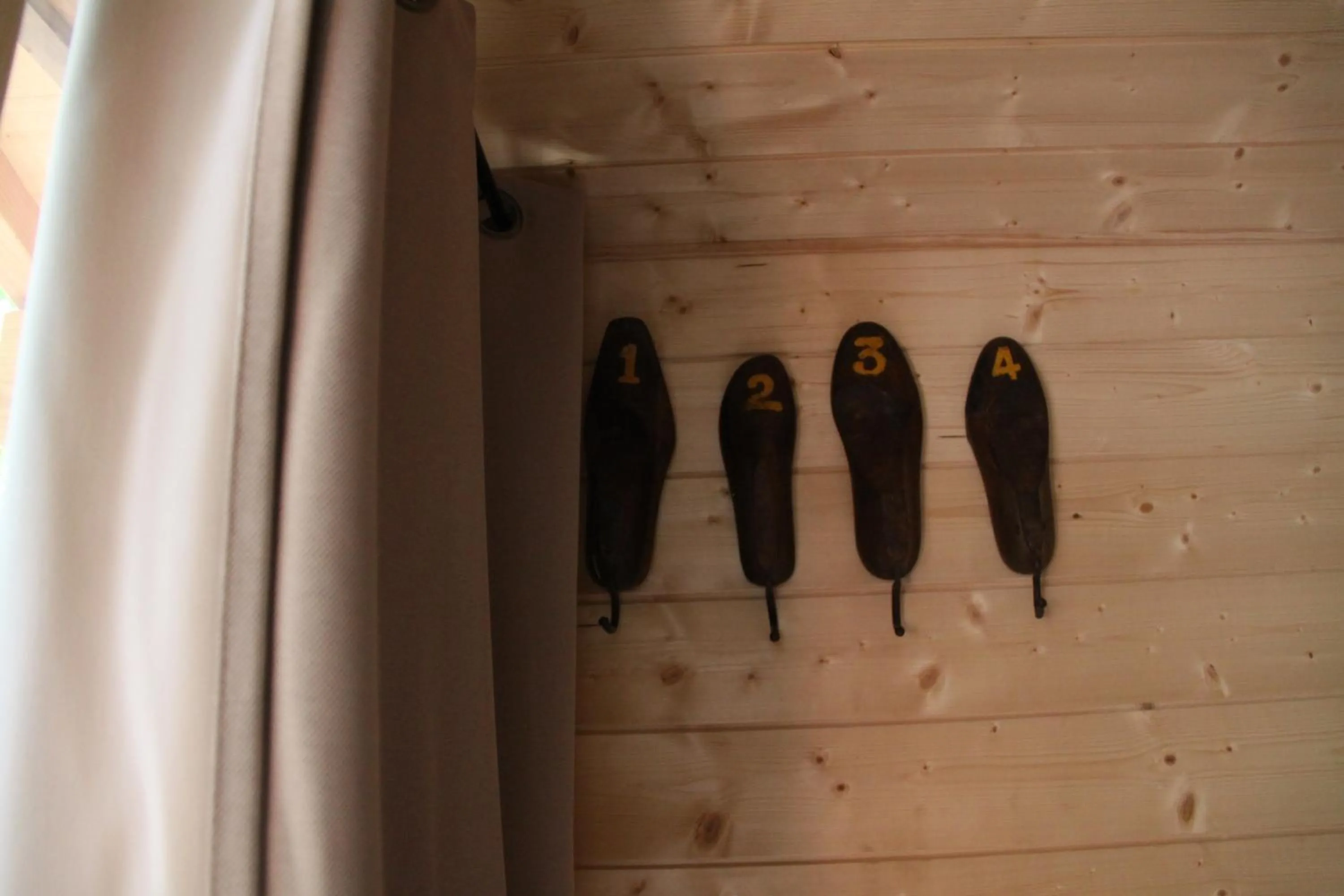 Decorative detail in Lodging Le Lac