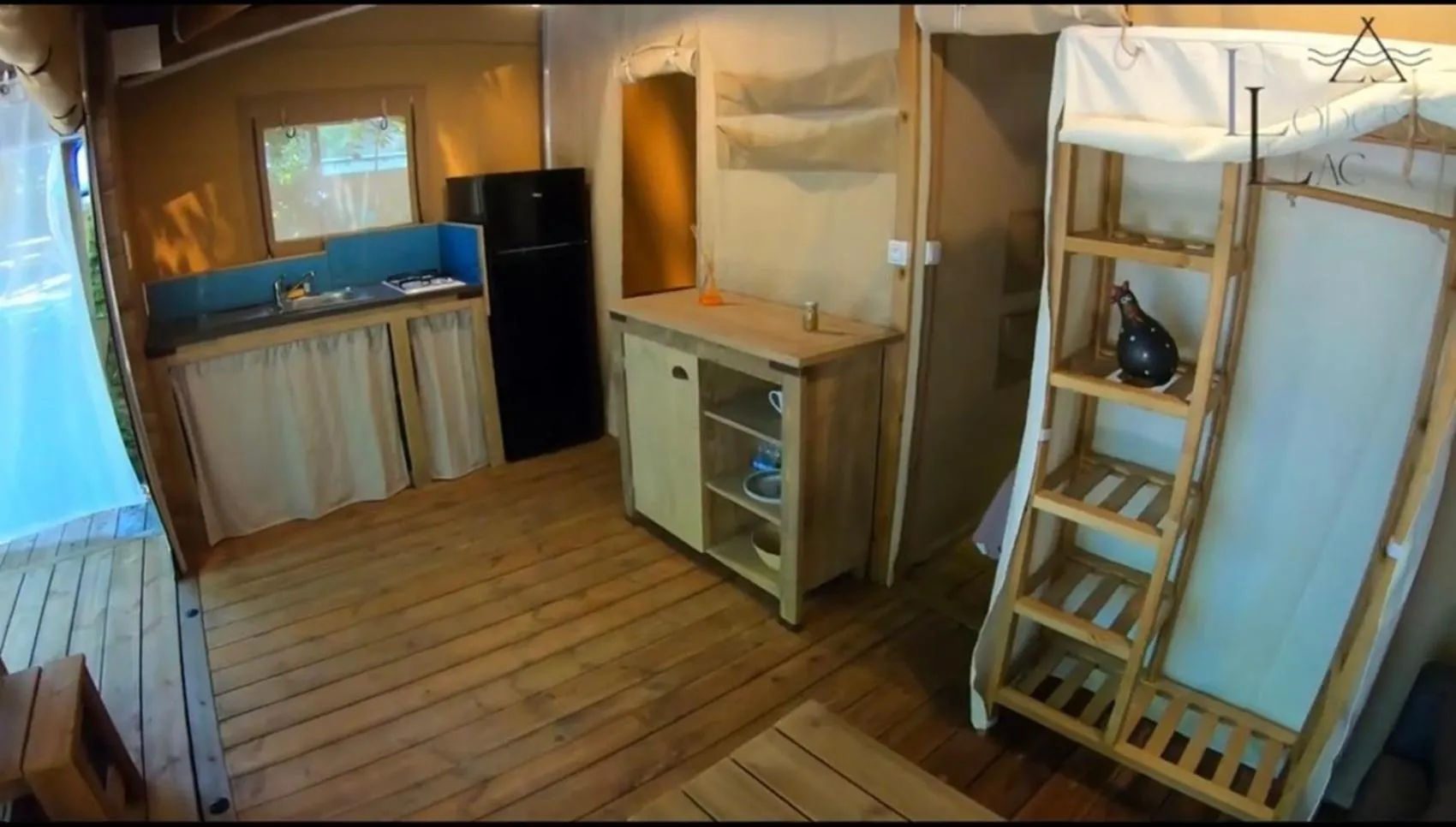 Kitchen or kitchenette in Lodging Le Lac