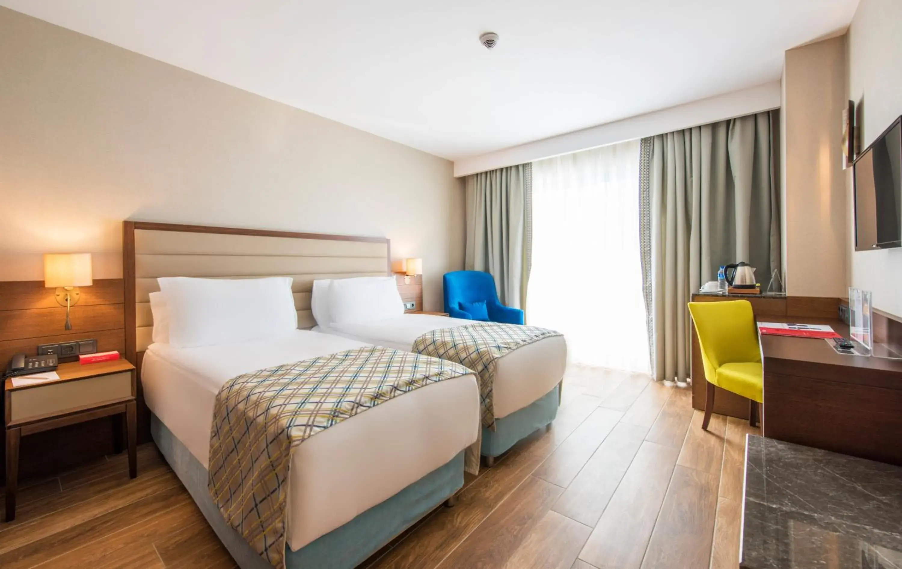 Deluxe Room with City View - single occupancy in Ramada Plaza Antalya Deluxe Room with City View - single occupancy in Ramada Plaza Antalya