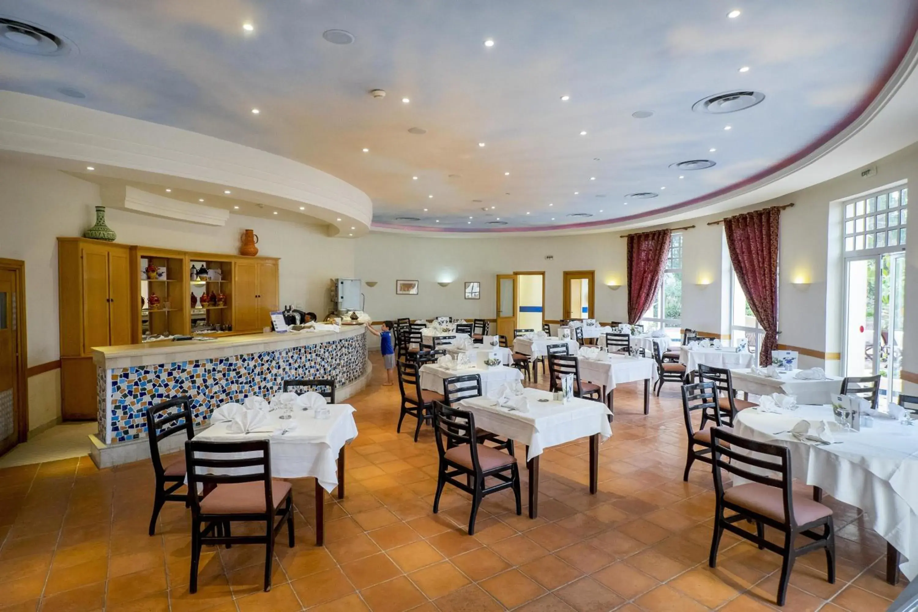 Restaurant/places to eat in Medina Solaria And Thalasso Restaurant/places to eat in Medina Solaria And Thalasso