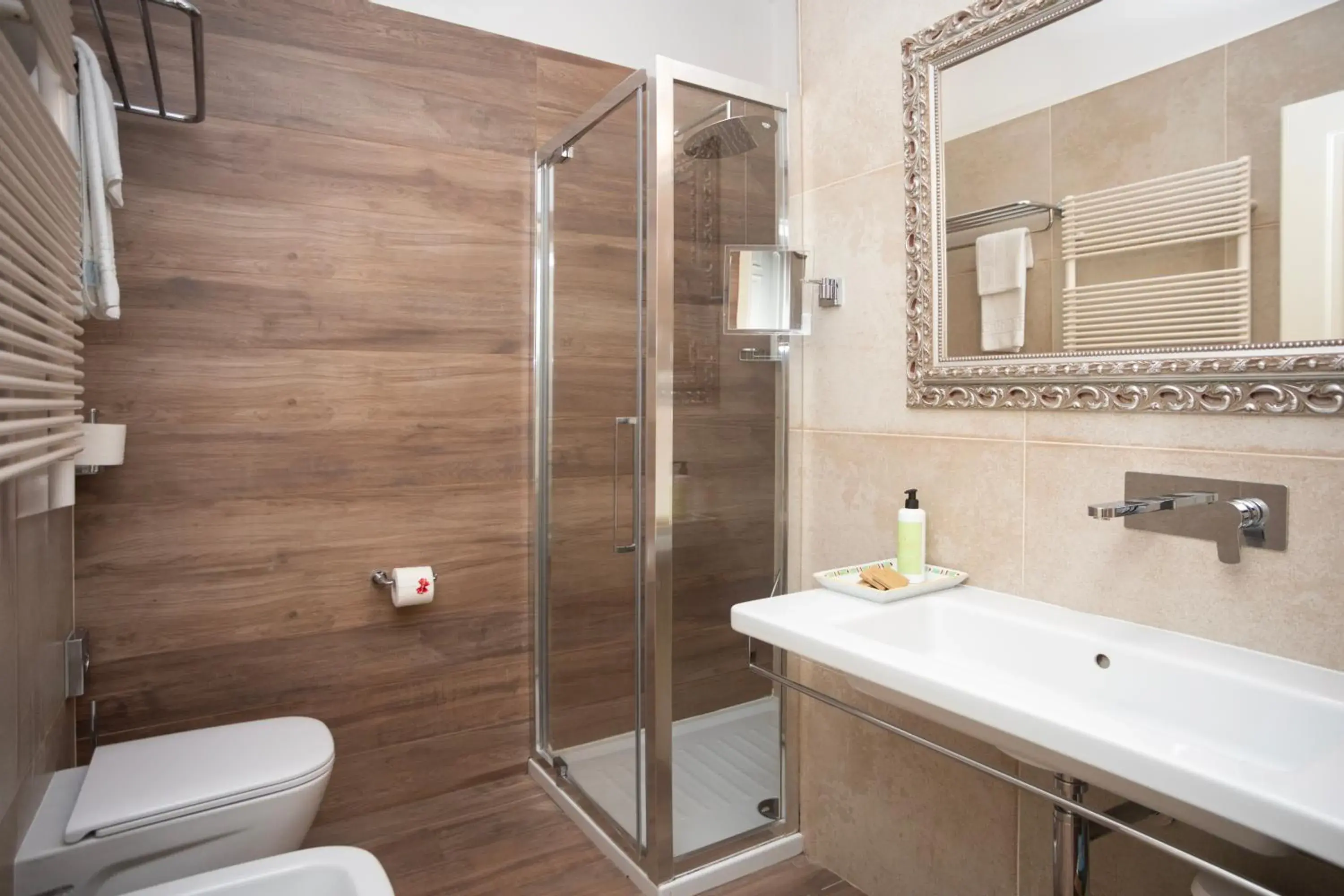 Superior Double Room in Palace Hotel San Pietro Superior Double Room in Palace Hotel San Pietro